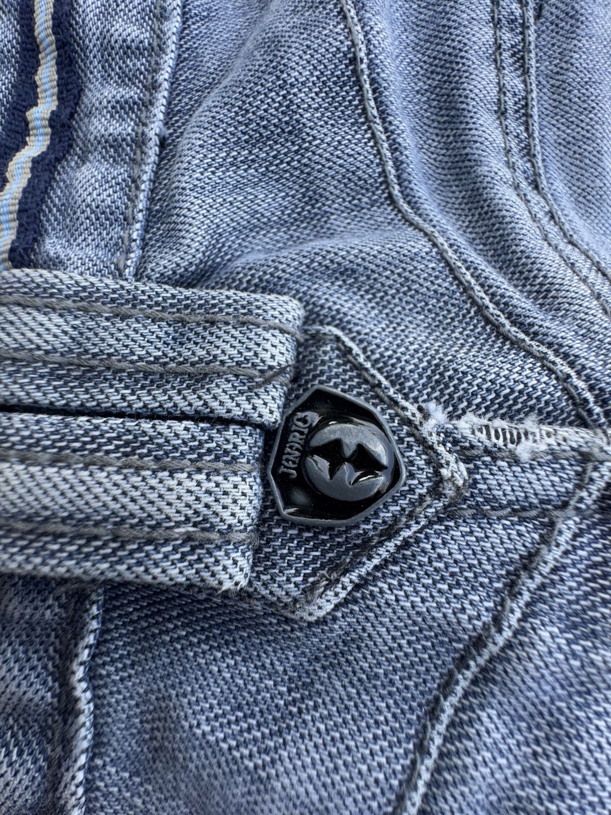 Armani × Emporio Armani × Vintage Vintage armani Emporio Jnrio Jeans size 36 Size US 36 / EU 52 - 12 Thumbnail