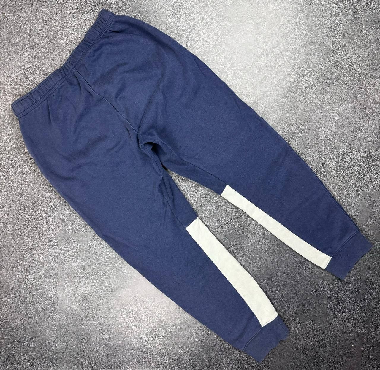 Nike Nike blue Sweatpants size S Size US 30 / EU 46 - 2 Thumbnail