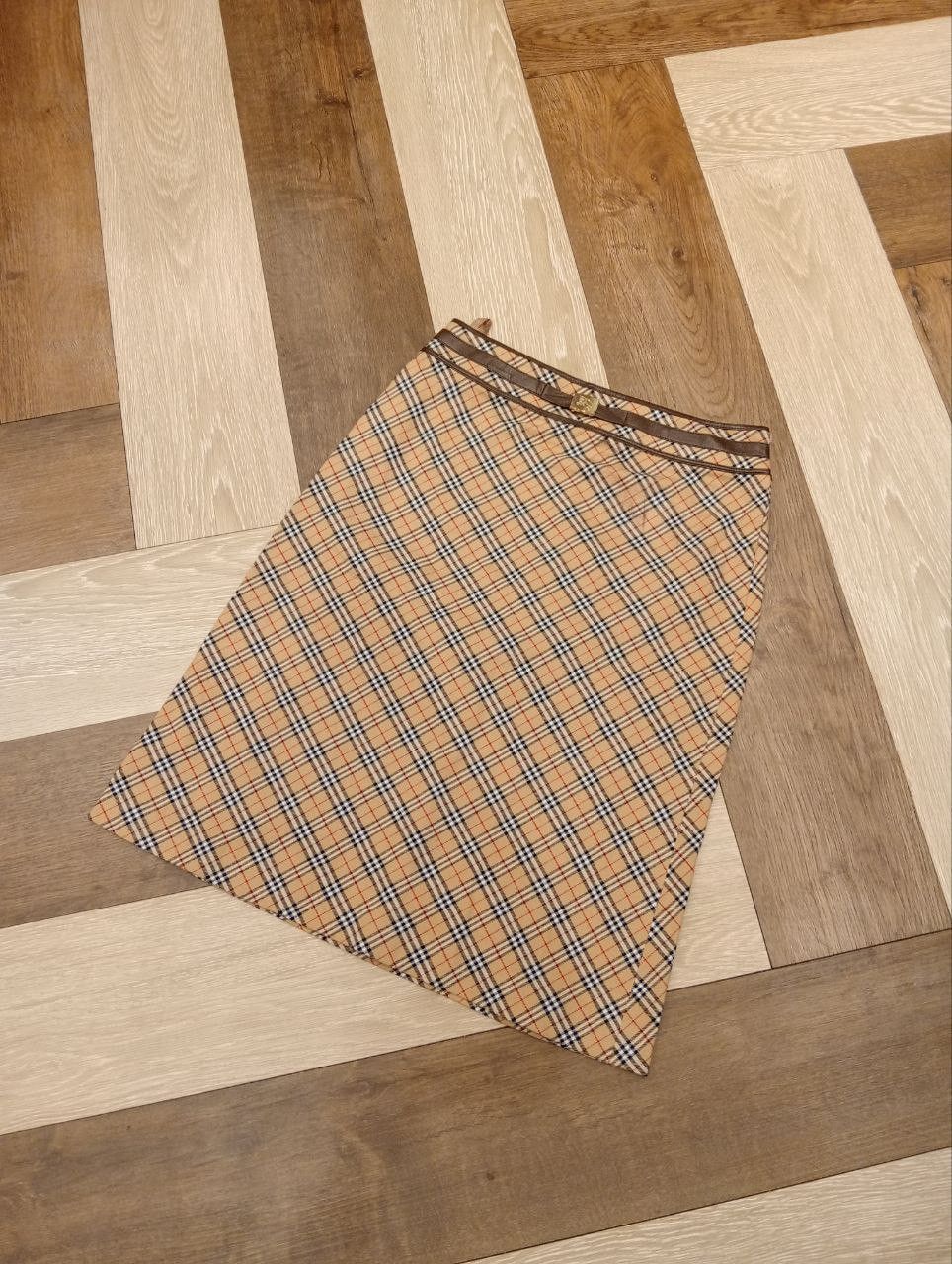 Burberry BURBERRY BLUE LABEL NOVA CHECK STRETCH SKIRT Size 25" / US 0 / IT 36 - 2 Thumbnail