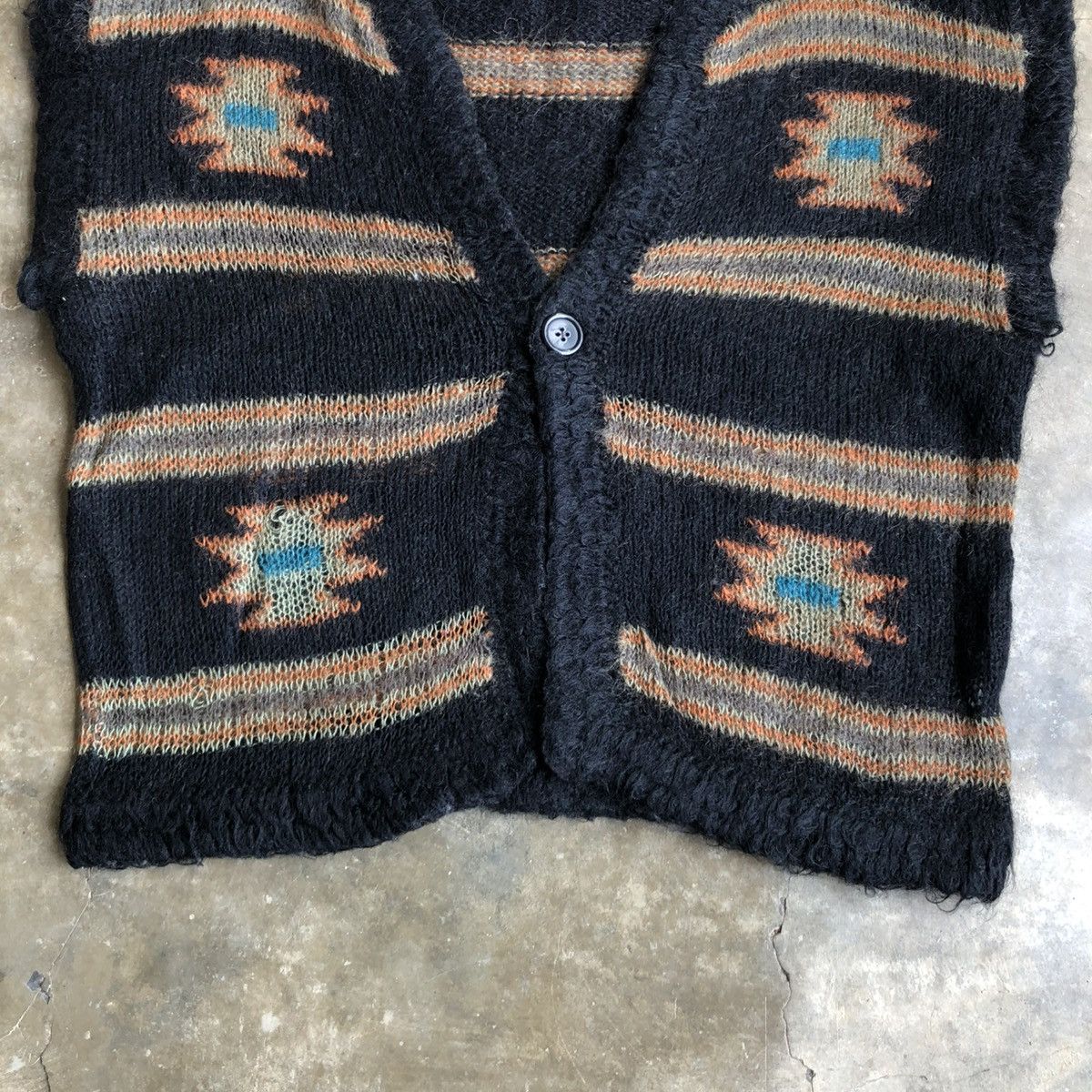 Japanese Brand 2000s Chamois Navajo Motif Mohair Wool Knit Vest Black Size US L / EU 52-54 / 3 - 4 Thumbnail
