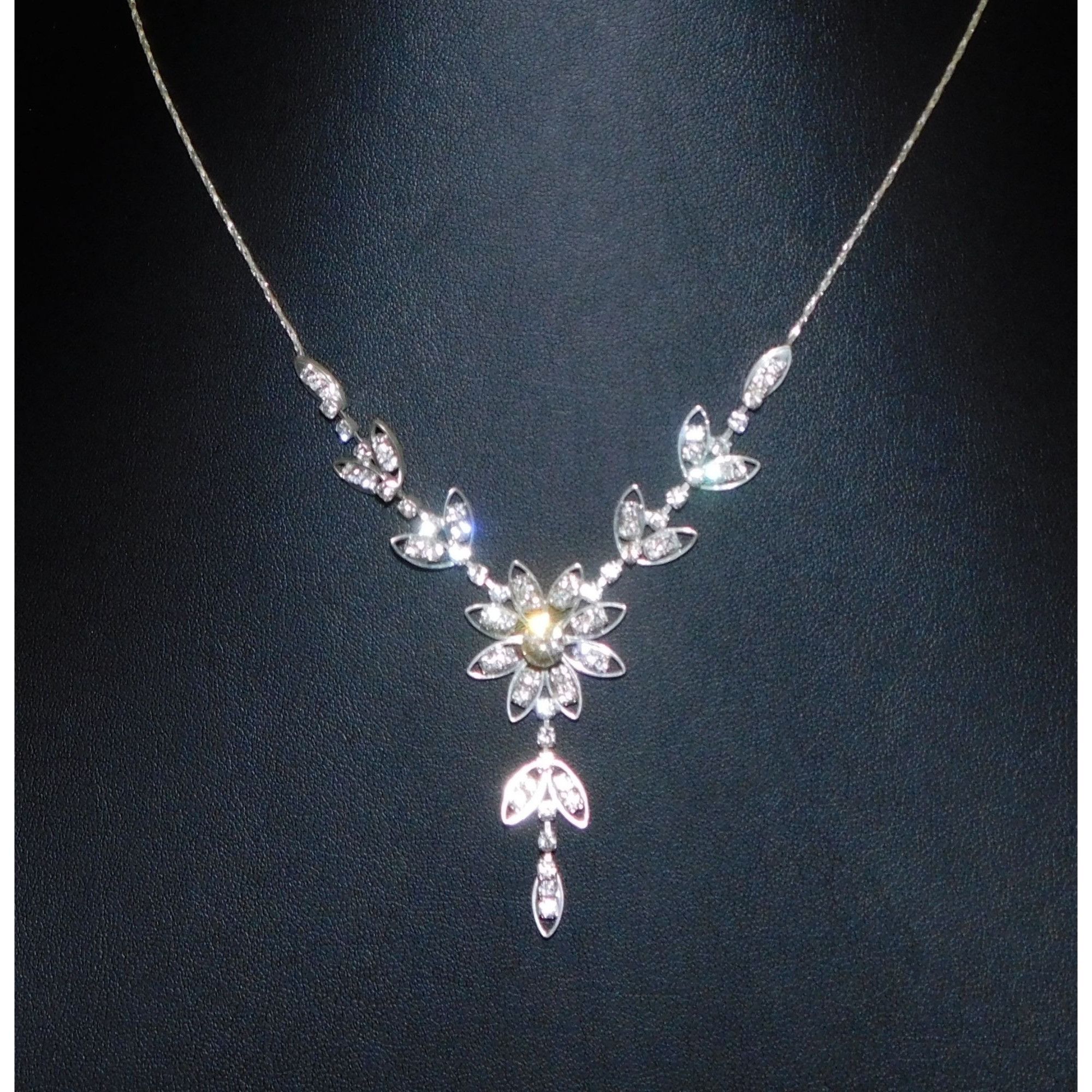 Other Fairycore Bridal Rhinestone Floral Silver Tone Necklace Size ONE SIZE - 6 Thumbnail