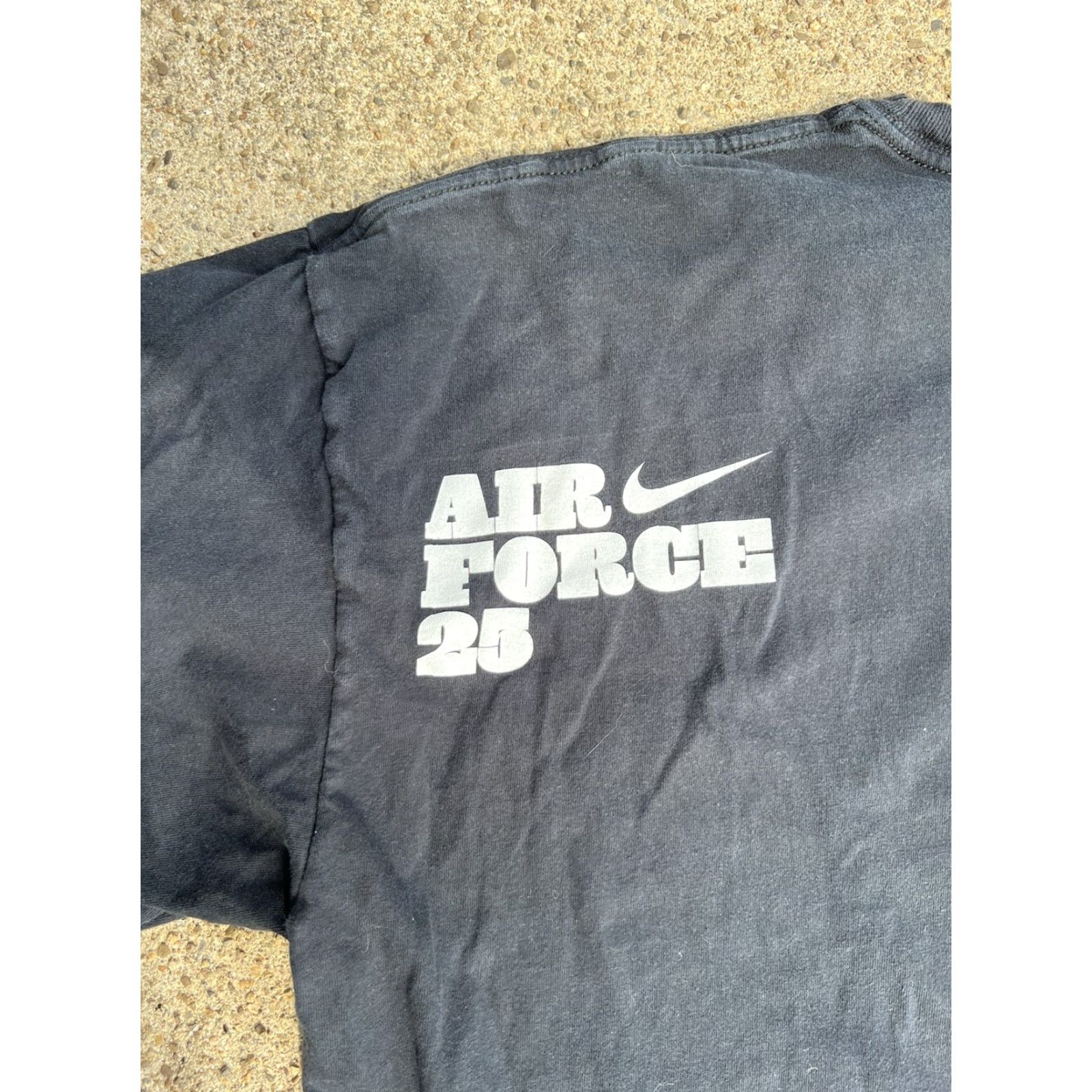 Nike VINTAGE Nike Air Force T-Shirt XXL Black Kobe Lebron 25 The Legacy Continues Nike Air Sports Basketball Mens Shirt Size US XXL / EU 58 / 5 - 8 Thumbnail