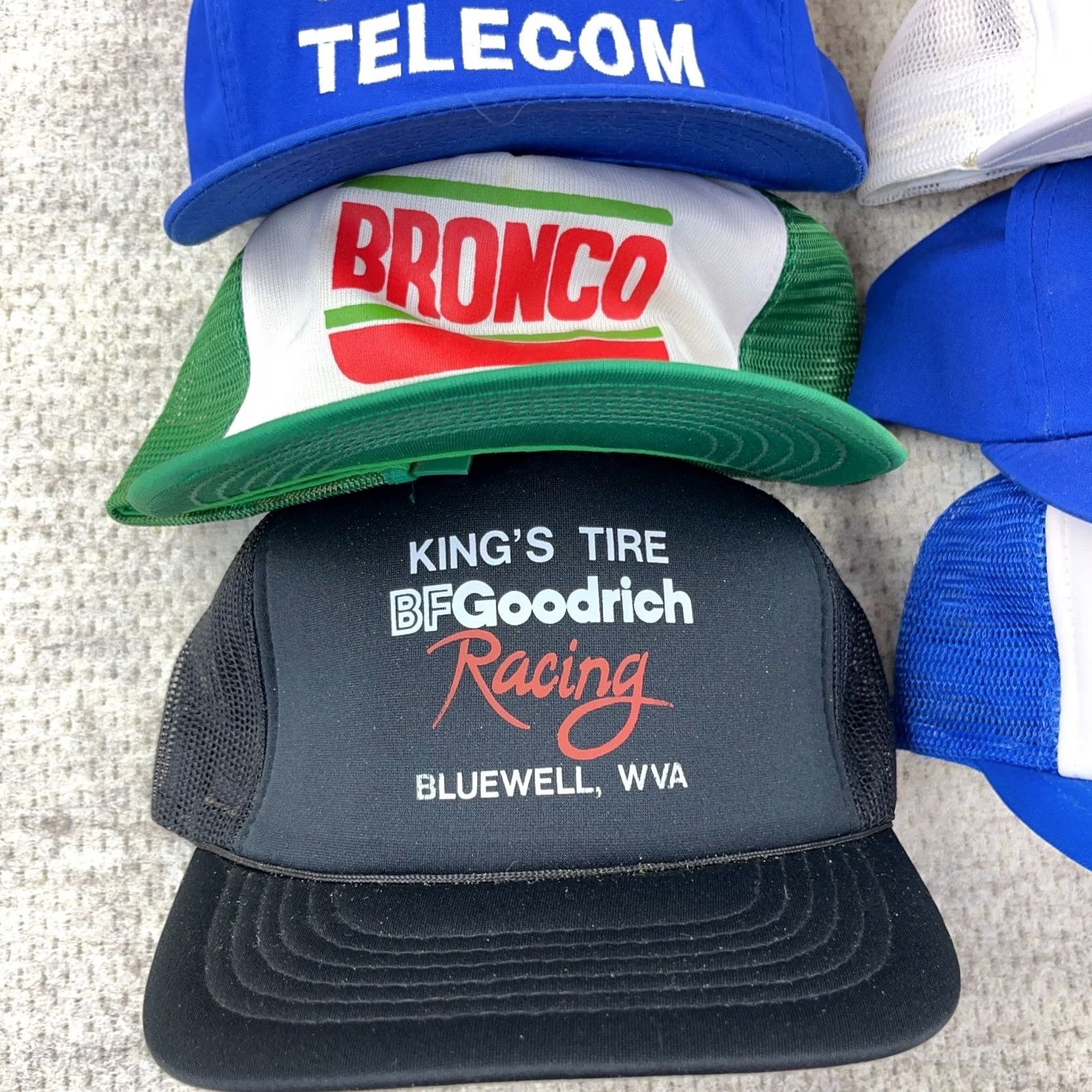 Vintage - "Vintage Trucker Hat" - High-priority keyword Size ONE SIZE - 2 Thumbnail