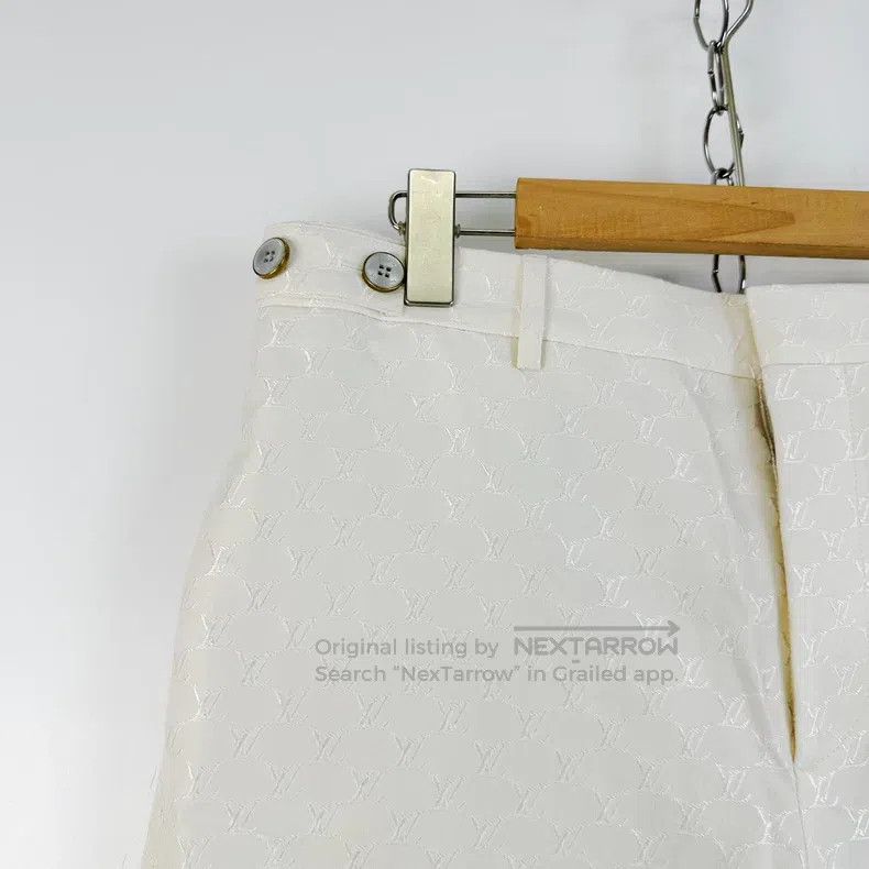 Louis Vuitton Louis Vuitton White High Waist Full Embroidered Logo Sligh Size 34" / US 12 / IT 48 - 5 Thumbnail