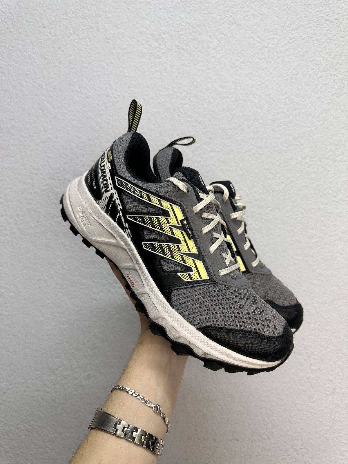 Salomon Salomon shoes trail sneakers goretex y2k outdoor arcteryx Size US 9 / EU 42 - 1 Thumbnail