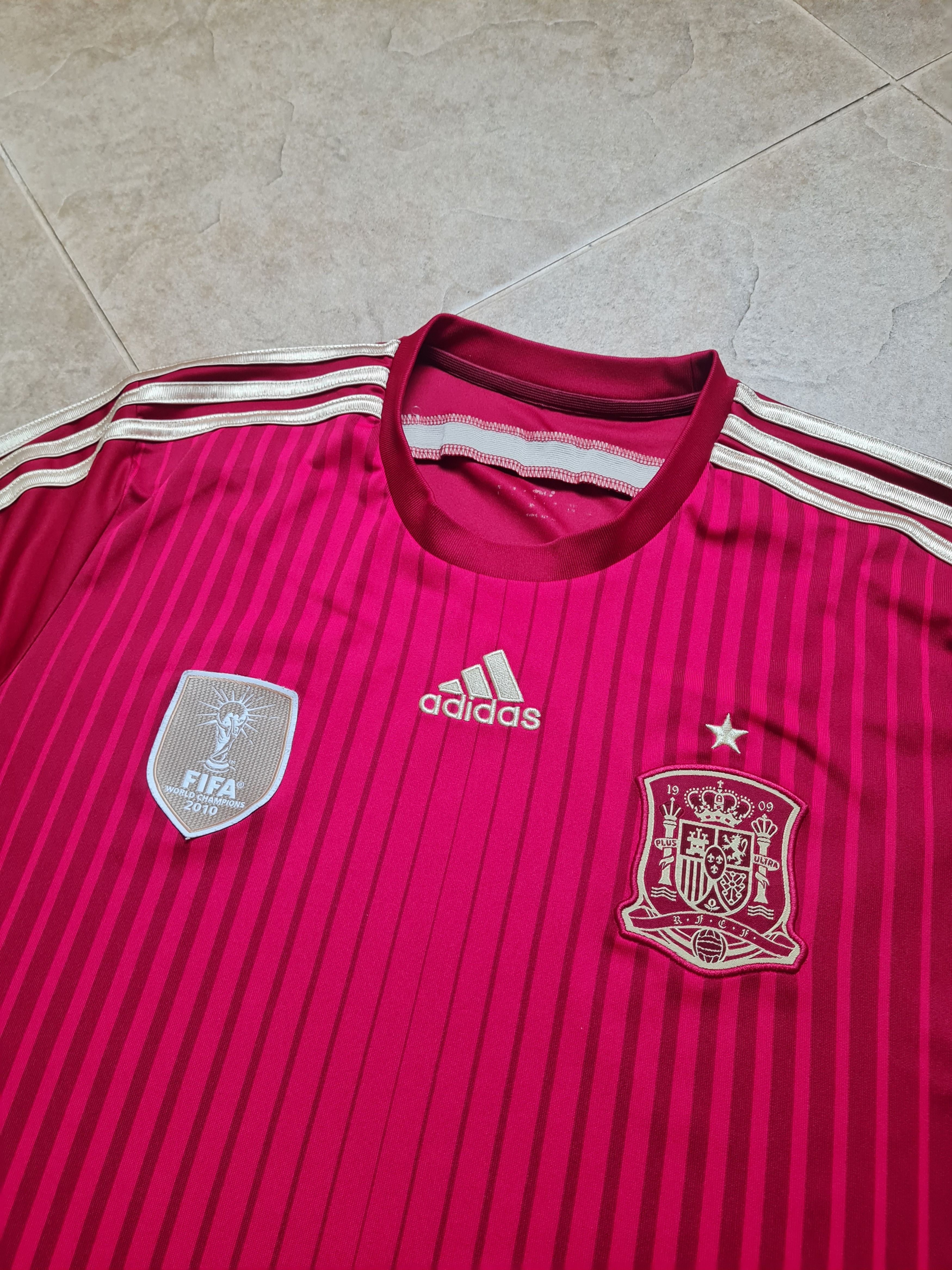 Adidas Spain Home Shirt 2014 World Cup Champions Adidas Football Size US L / EU 52-54 / 3 - 10 Thumbnail