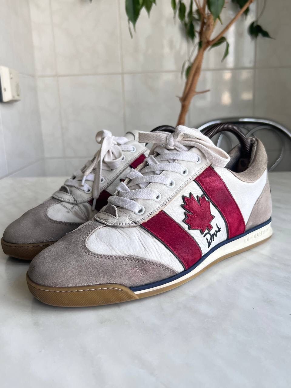Dsquared2 Dsquared2 Sneakers Leather 2000s Made in Italy Shoes size 40 Size US 7 / EU 40 - 2 Thumbnail