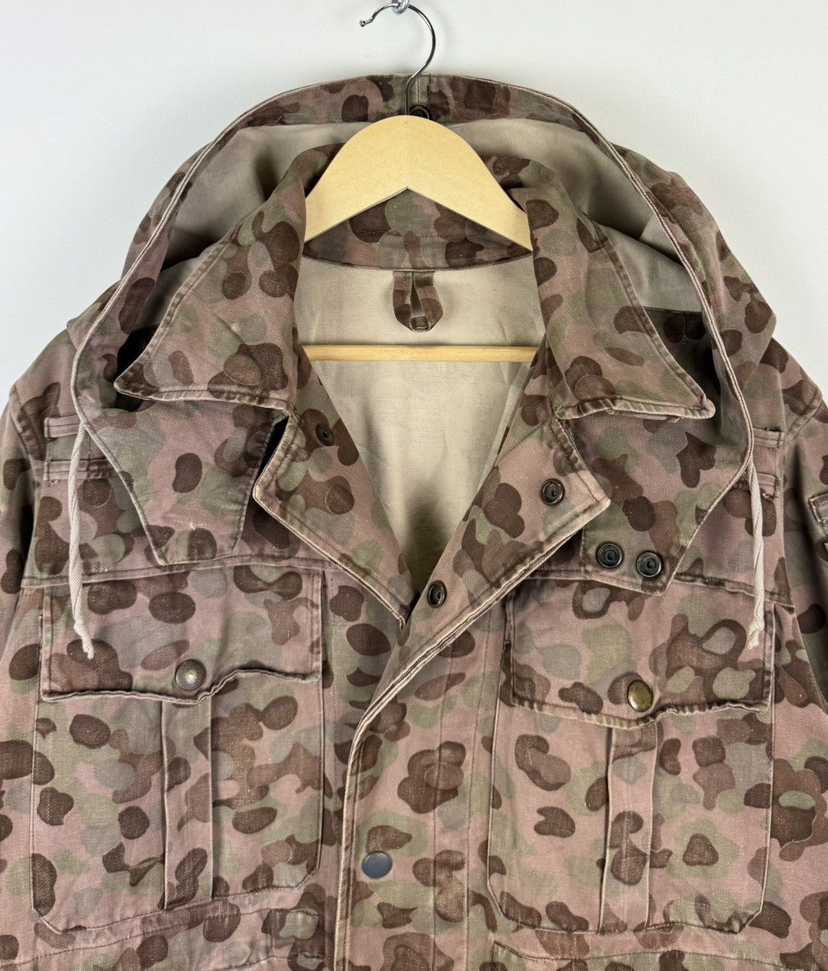 Vintage Vintage Austrian Army Kaz 57 Pea Dot Camo Parka Coat Jacket Size US XL / EU 56 / 4 - 2 Thumbnail