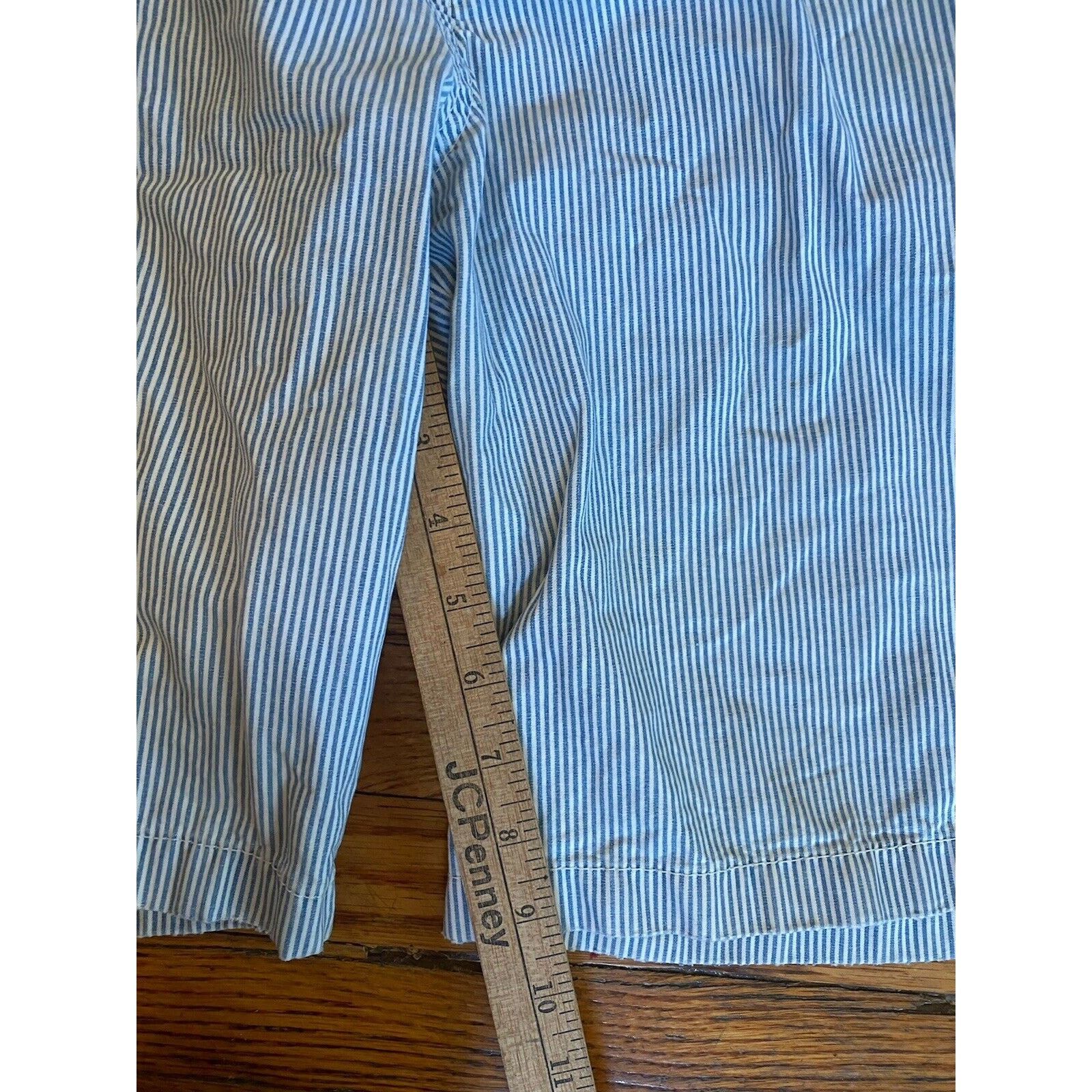 Abercrombie & Fitch VTG Abercrombie & Fitch Button Fly Jean Shorts Womens 31 Size 31" - 5 Thumbnail