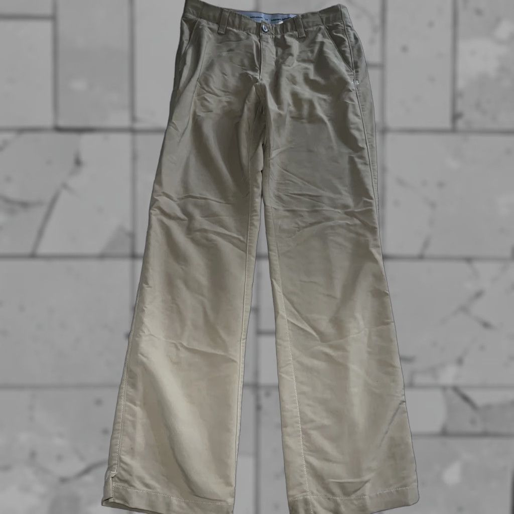 Nike Under Armour Beige Pants Mens 32x32 Chino Beige 32 Inseam 32 Regular Size Men Size US 32 / EU 48 - 1 Thumbnail