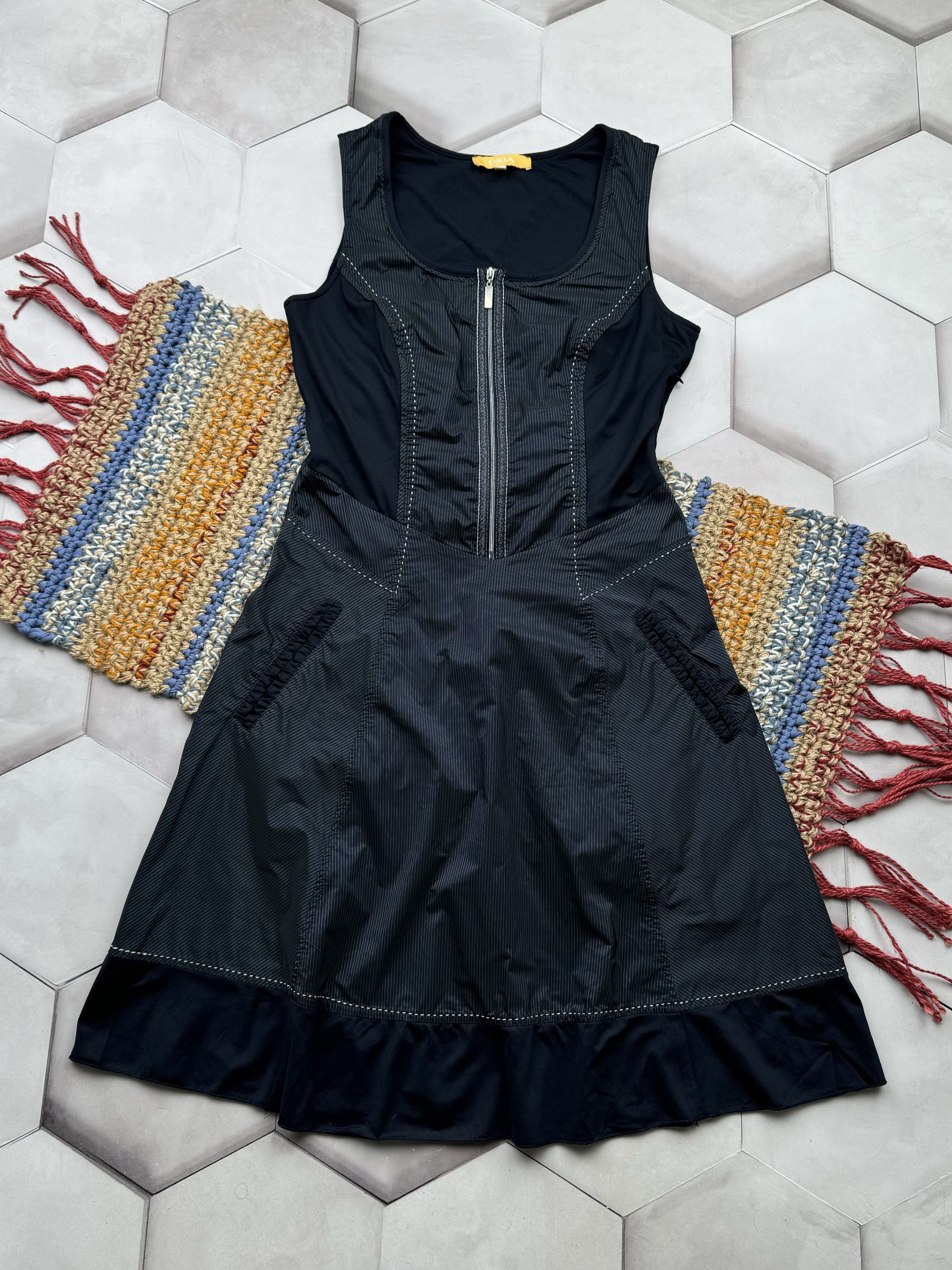 Japanese Brand Vintage Amazing Flared Dress (E4) Size M / US 6-8 / IT 42-44 - 1 Thumbnail