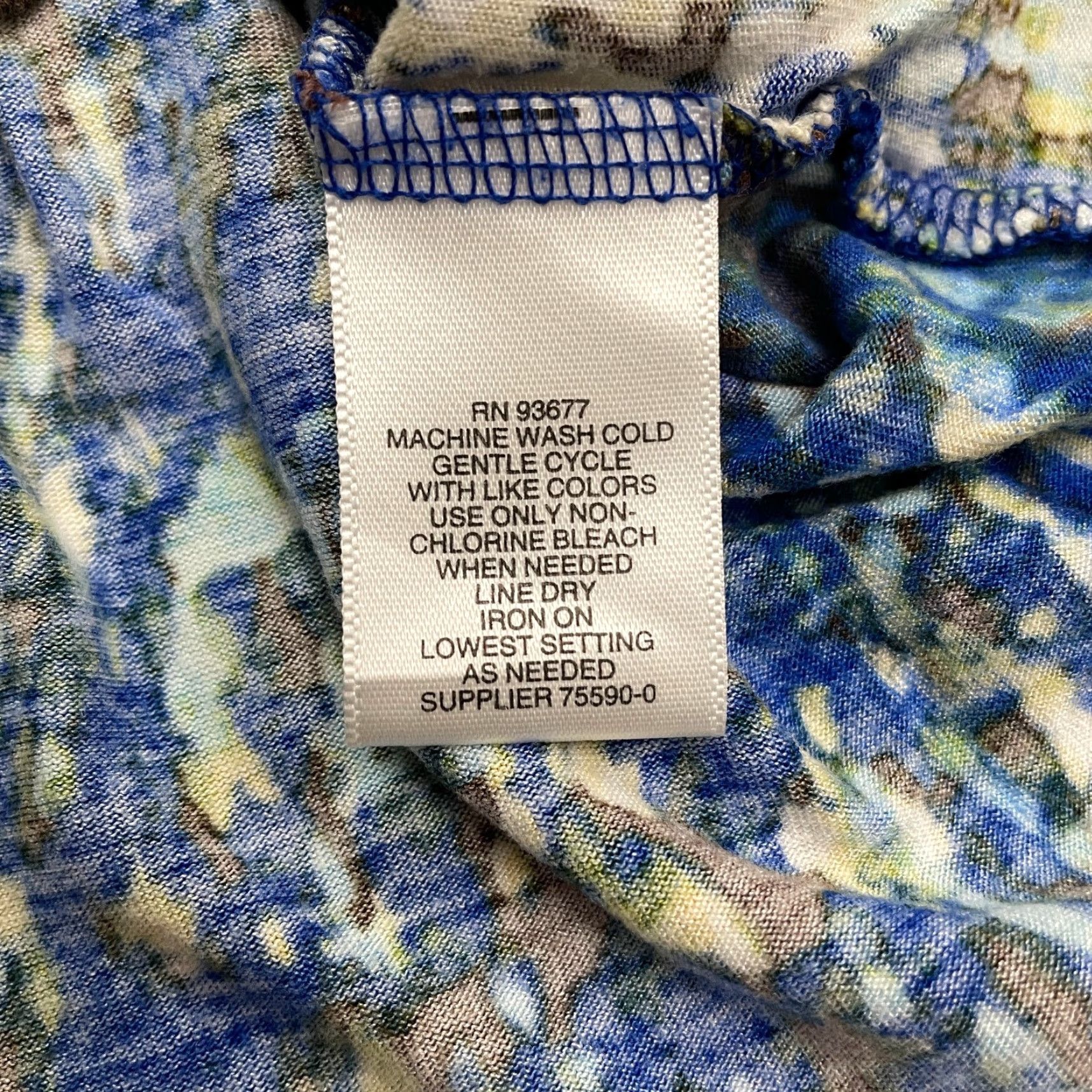 Liz Claiborne Liz Claiborne Blouse Women M Multicolor Rayon V-Neck Short Sleeve Casual Shirt Size M / US 6-8 / IT 42-44 - 5 Thumbnail