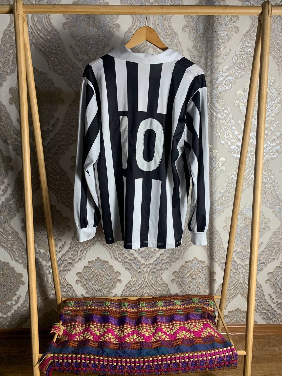 Kappa VINTAGE KAPPA FC JUVENTUS ITALY SOCCER JERSEY RETRO Y2K 90s Size US L / EU 52-54 / 3 - 12 Thumbnail