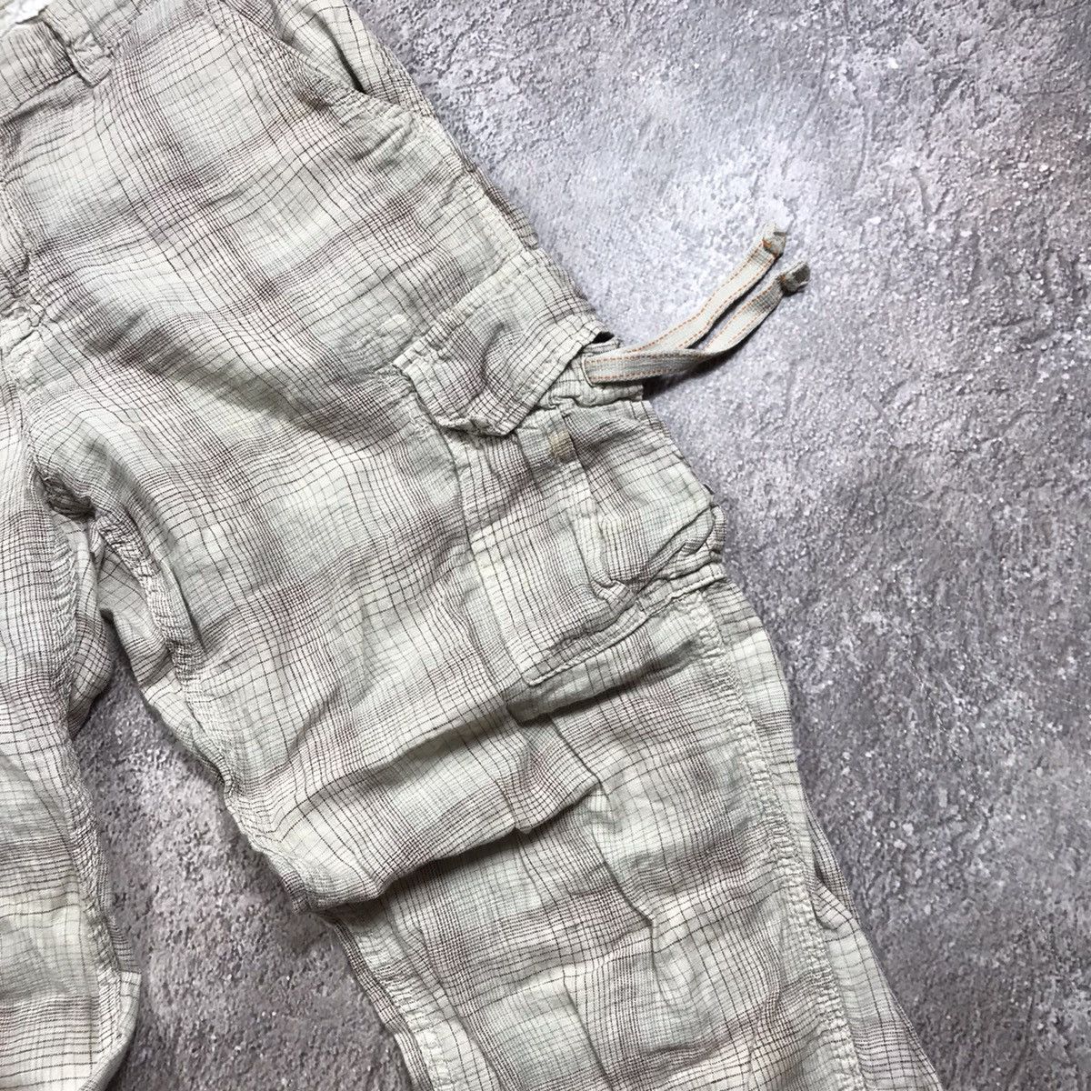 Vintage Vintage Y2K Baggy Cargo Pants Distressed Tactical Streetwear Size US 28 / EU 44 - 4 Thumbnail