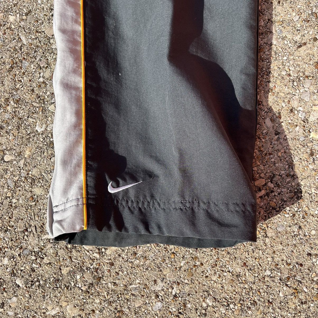 Nike × Vintage 2000s Casual Nike Grey Track Pants Size US 33 - 2 Thumbnail