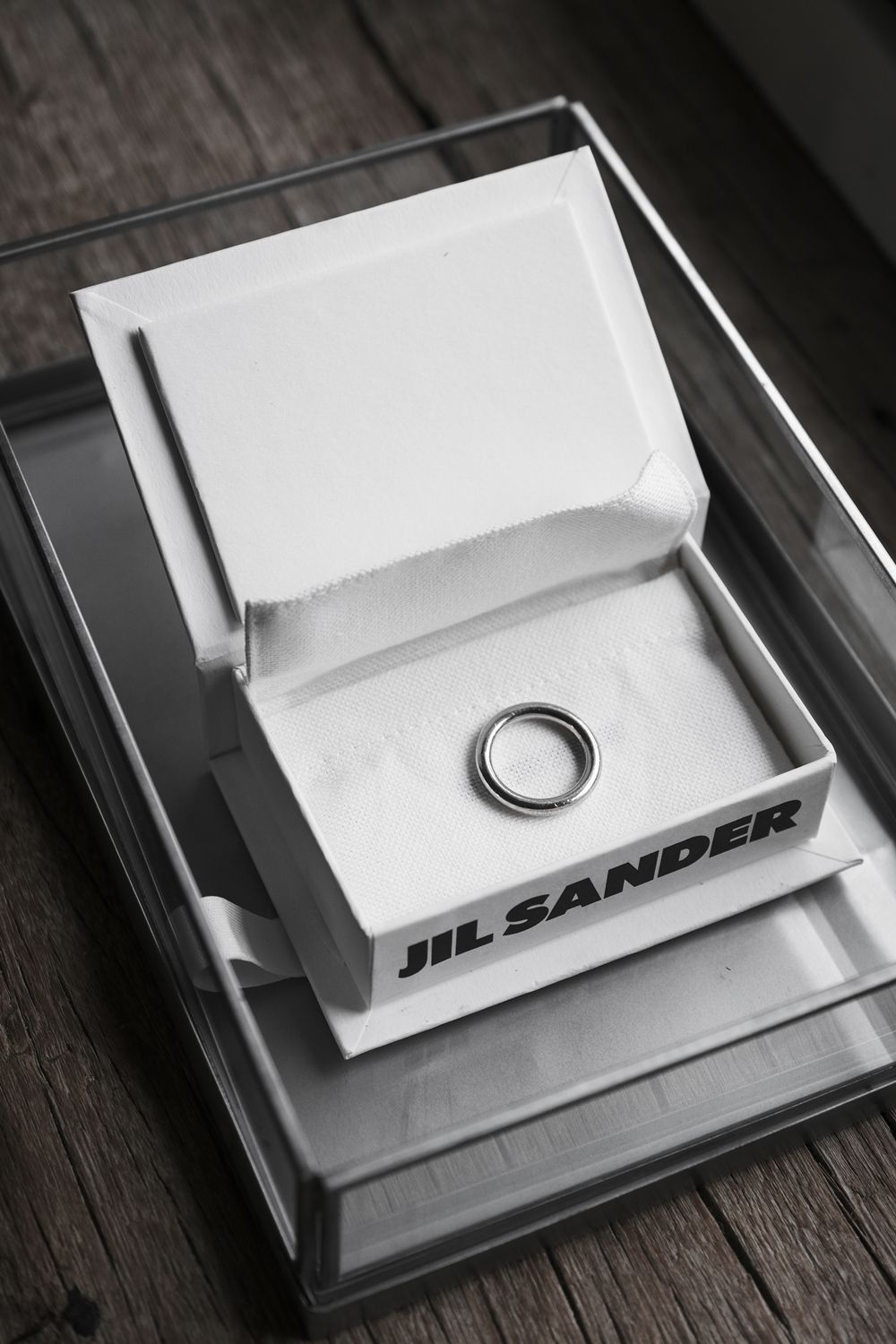 Jil Sander Classic Chevalier Ring - Size S | Grailed