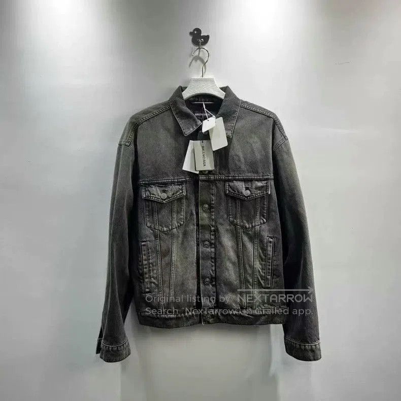 Balenciaga Balenciaga Back Castle Pattern Denim Jacket Size US S / EU 44-46 / 1 - 3 Thumbnail