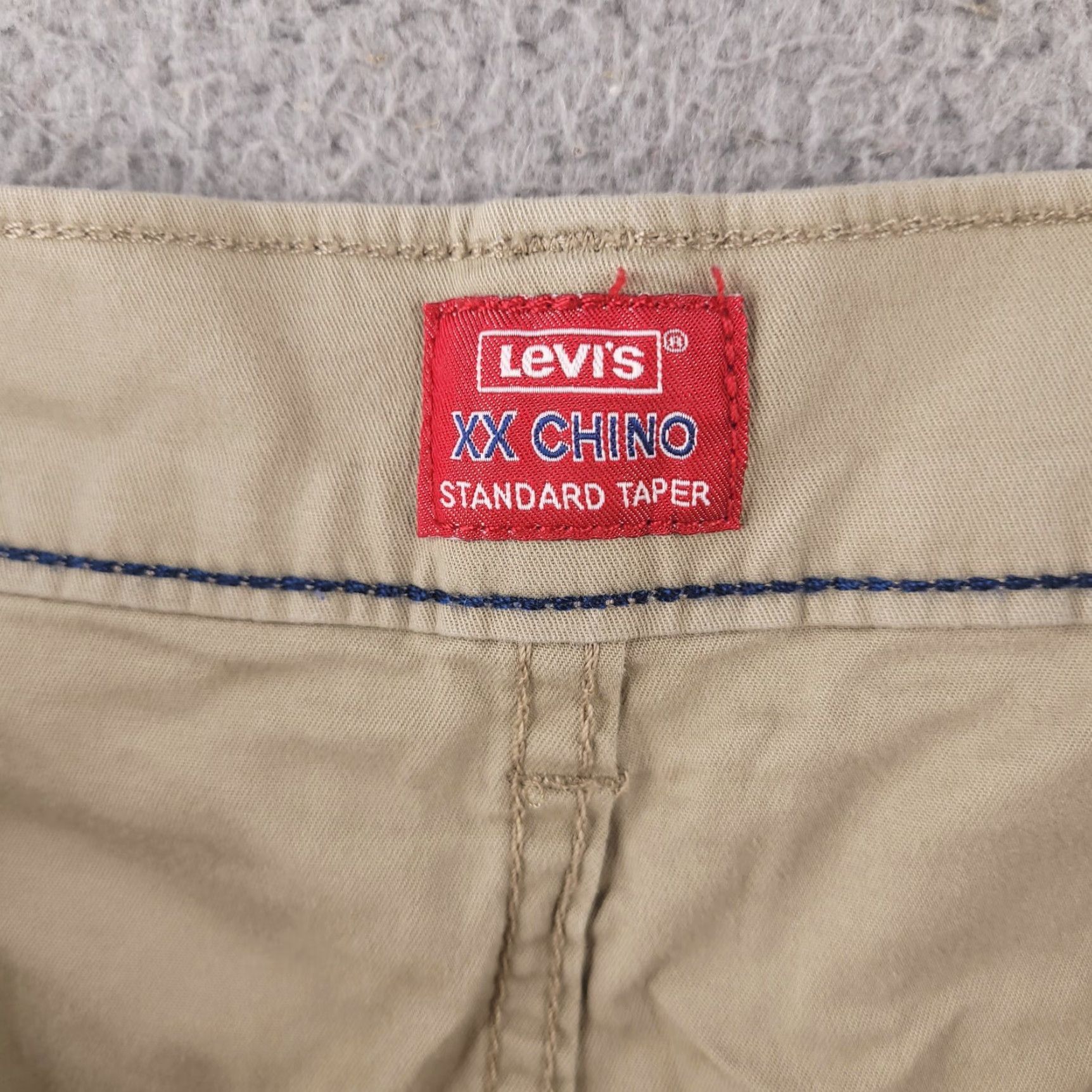 Levi's Levis Shorts Mens 42 Chino Tan 9" Inseam 9 inch Cotton Standard Taper XX Size US 42 / EU 58 - 2 Thumbnail