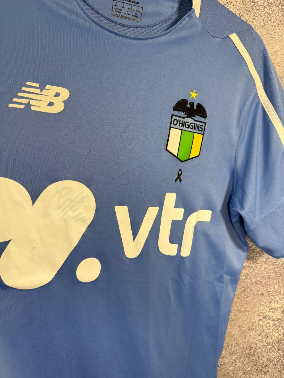 New Balance Vintage O'Higgins 2016/17 NB Soccer Jersey Small Size US S / EU 44-46 / 1 - 9 Thumbnail