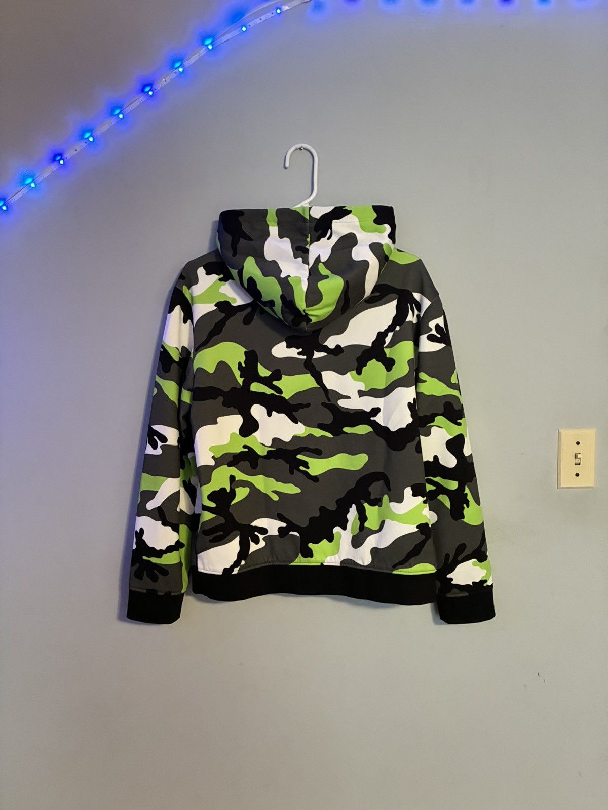 Valentino Valentino hoodie Size US L / EU 52-54 / 3 - 4 Thumbnail