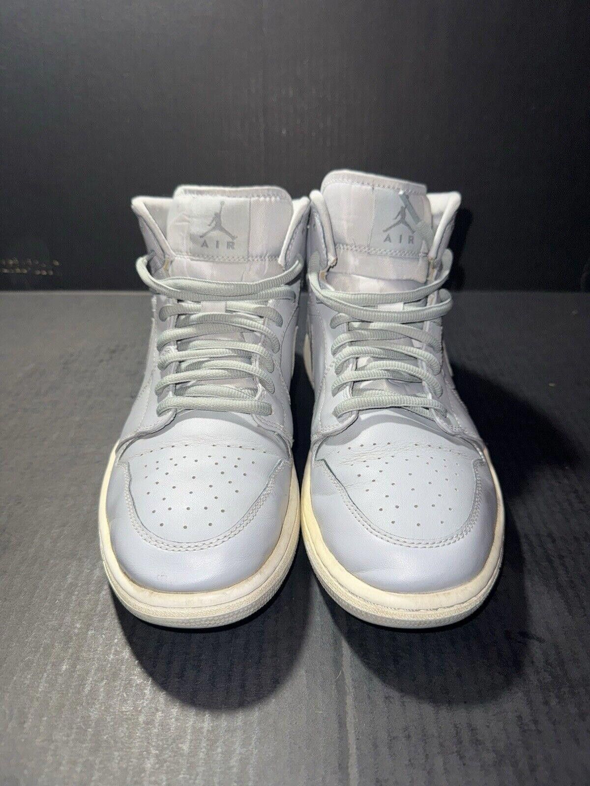 Jordan Brand Nike Air Jordan 1 Retro Mid Wolf Grey - 554724-033 - Sz 9.5 Size US 9.5 / EU 42-43 - 3 Thumbnail