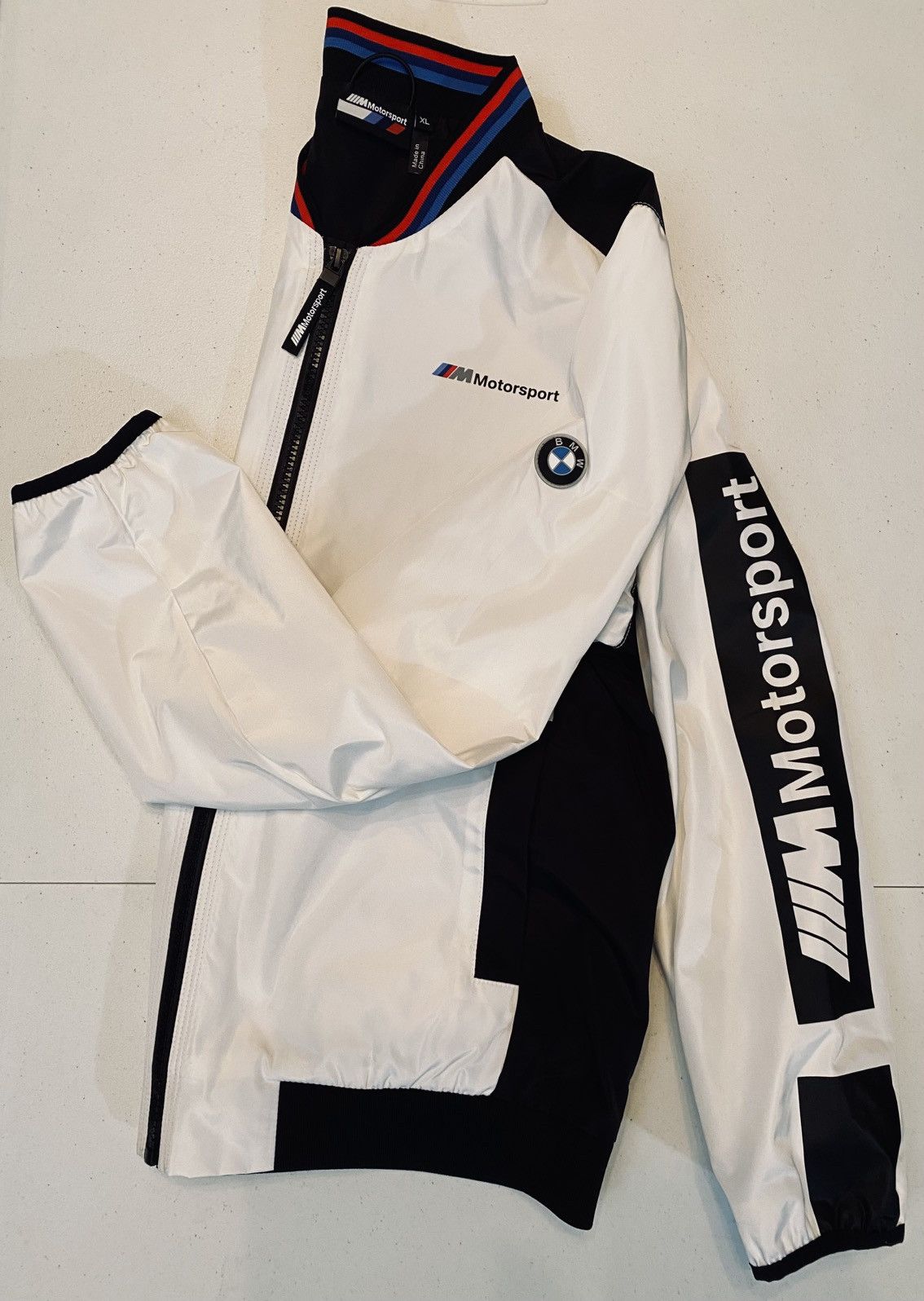 BMW BMW OEM M Motorsport Women's Jacket XL Windbreaker New Size XL / US 12-14 / IT 48-50 - 5 Thumbnail