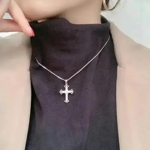 Jewelry 925 Sterling Silver 0.5 Carat Moissanite Cross Necklace Size ONE SIZE - 1 Thumbnail