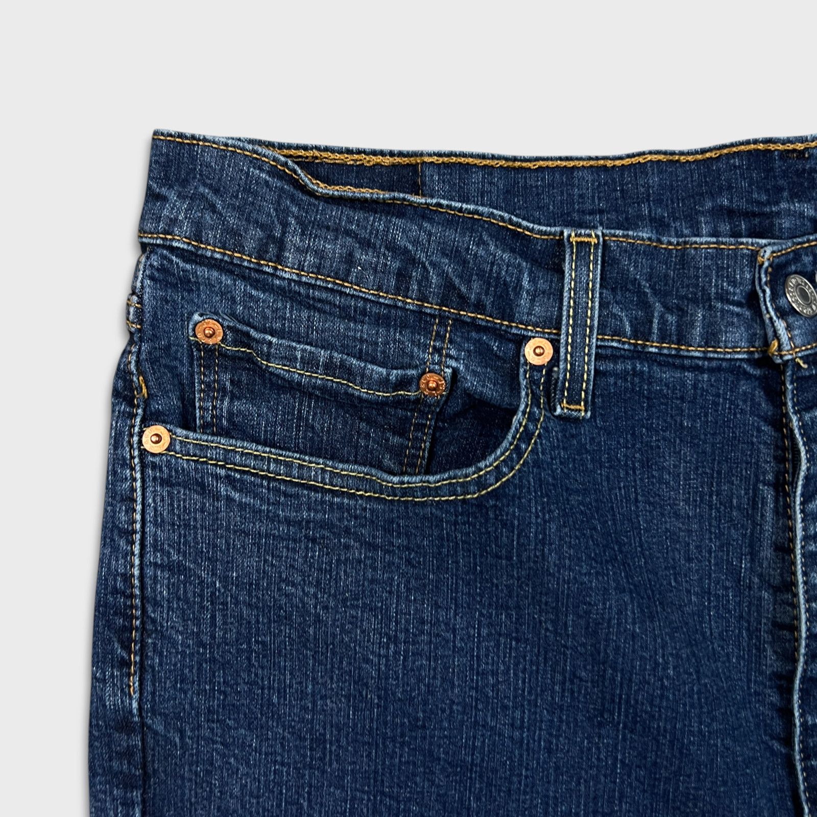 Levi's × Vintage Levi's 514 Jeans 32x30 Blue Slim Straight Fit Mid Rise Denim Size US 36 / EU 52 - 3 Thumbnail
