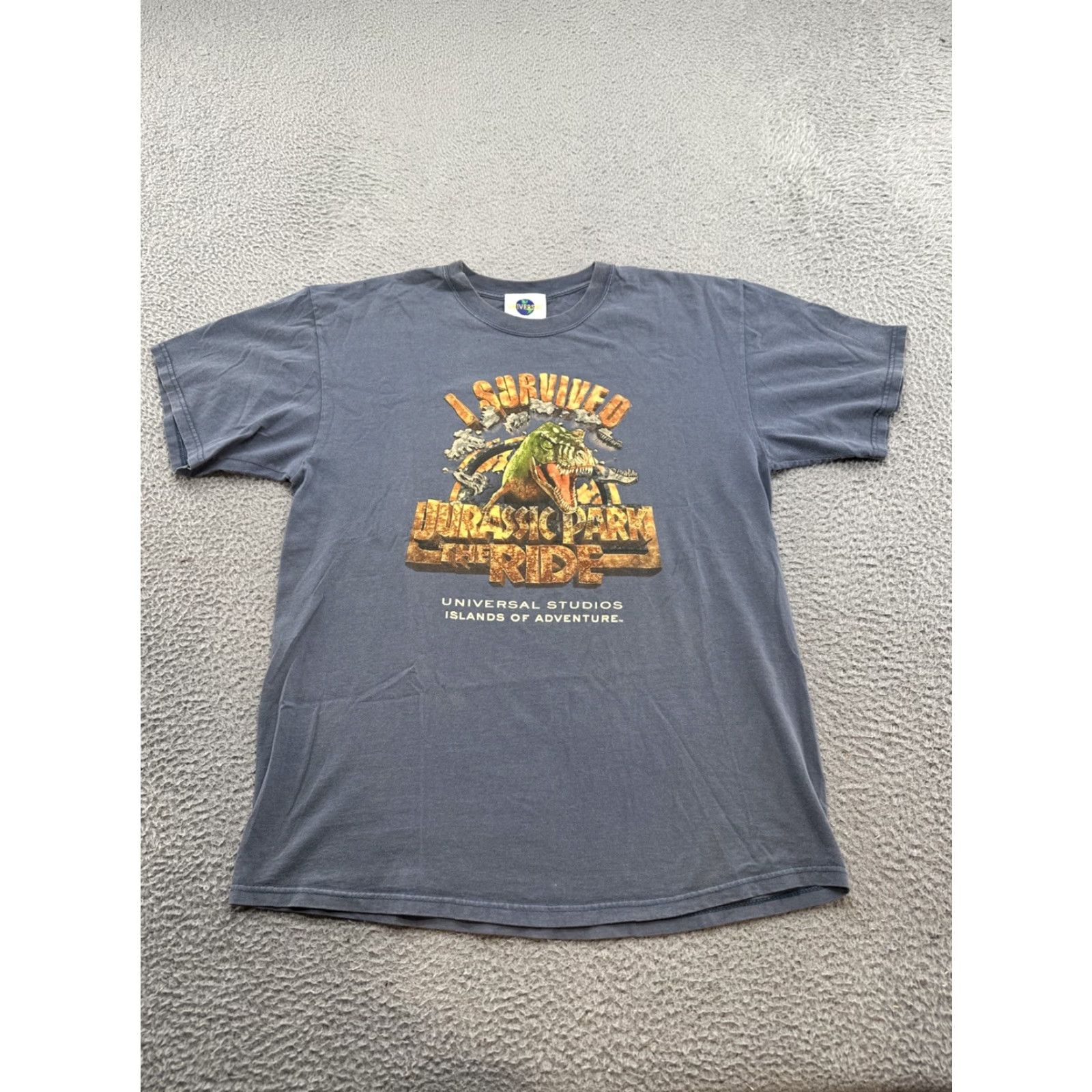 Vintage VINTAGE 1990s Universal Studios I Survived Jurassic Park The Ride T Shirt SZ XL Size US XL / EU 56 / 4 - 2 Thumbnail
