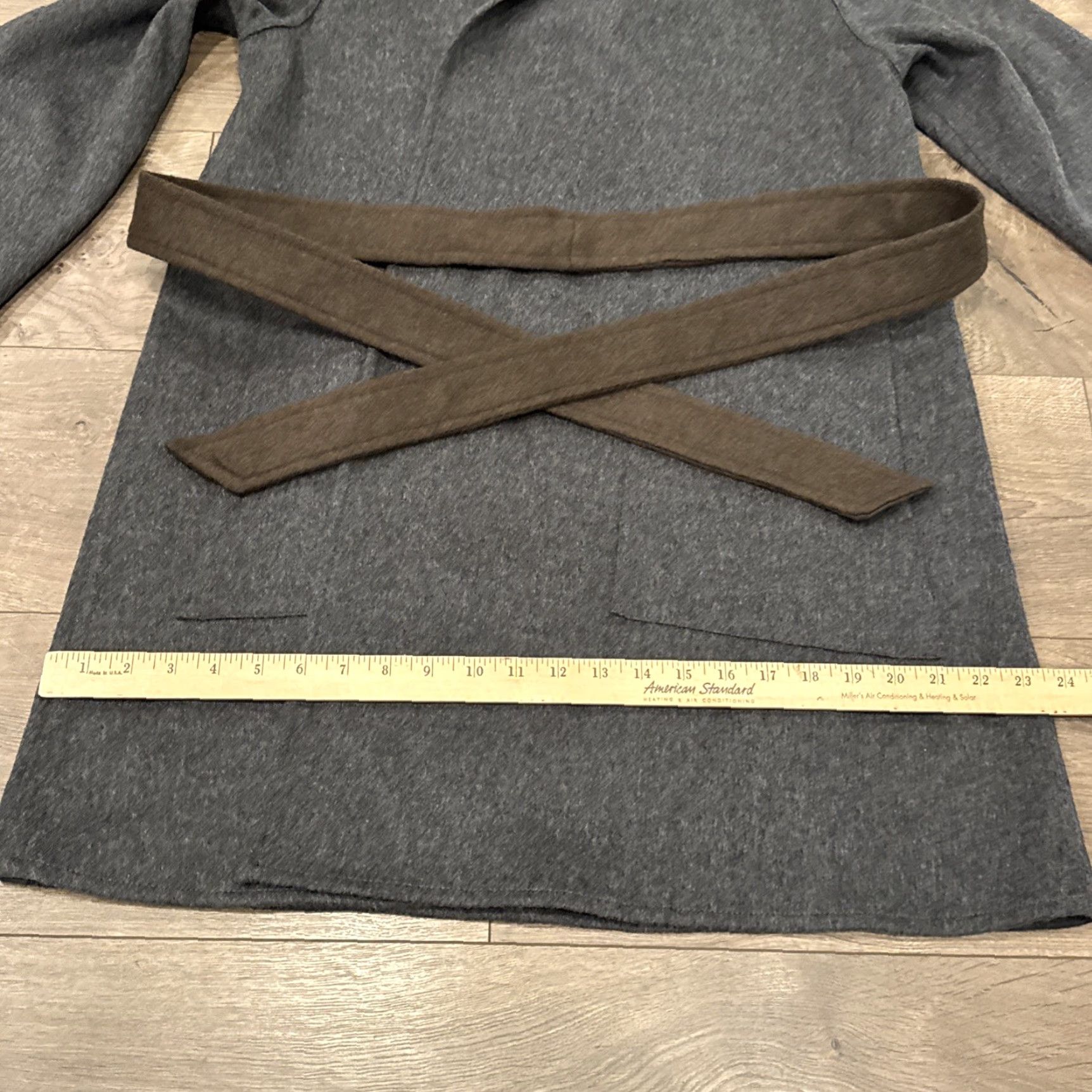 Vintage SofiaCashmere Coat Wool & Cashmere Medium Charcoal And Brown Belted Open Front Pea Coat Womens Slim Mid-Length Size M / US 6-8 / IT 42-44 - 4 Thumbnail