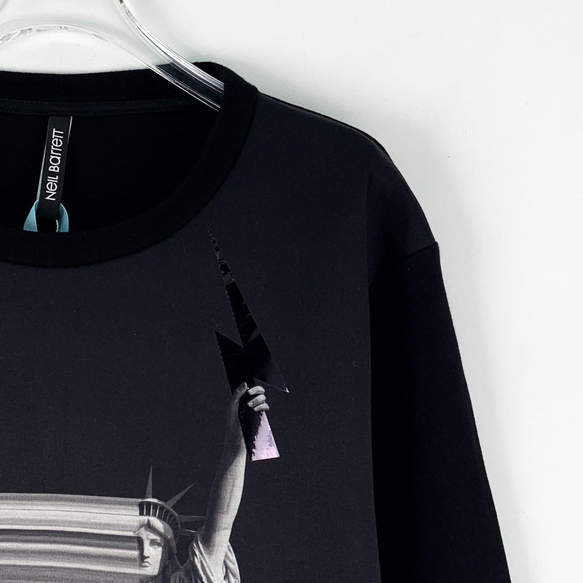 Neil Barrett Neil Barrett Statue of Liberty Long Sleeve Sweatshirt K26WX Size US L / EU 52-54 / 3 - 3 Thumbnail