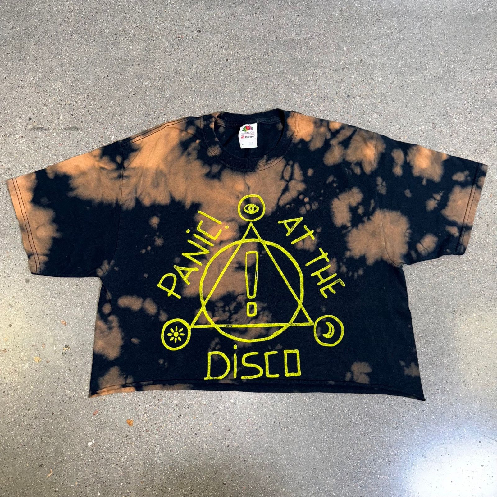 Fruit Of The Loom Panic! At The Disco Women's M Cropped Tie Dye Band Tee Size M / US 6-8 / IT 42-44 - 1 Thumbnail