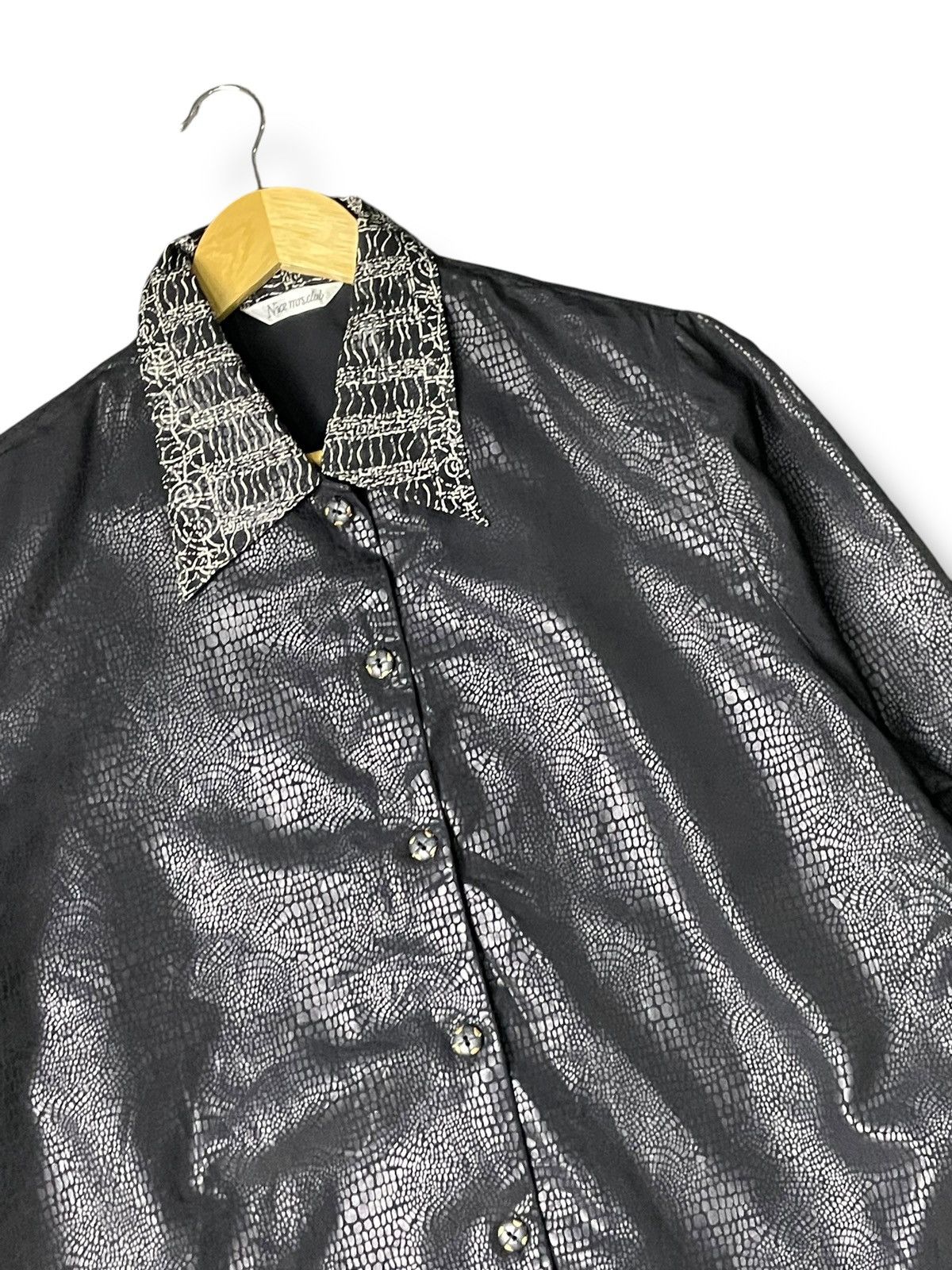 Japanese Brand × Vintage Nice Mrs Club Crocodile Print Button Up Shirt (70) Size US S / EU 44-46 / 1 - 2 Thumbnail