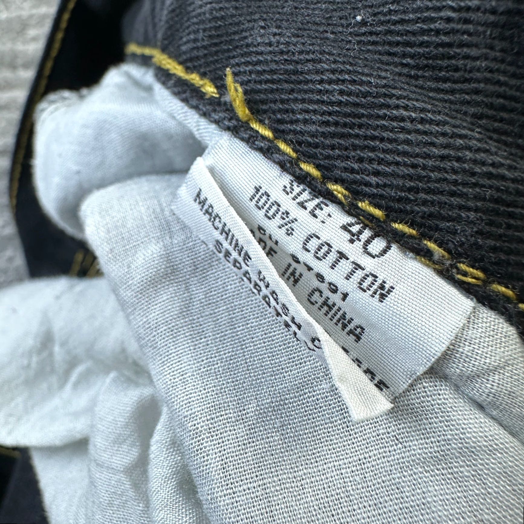 Vintage VINTAGE Old Skool Urban Royale Jeans Shorts Mens 40 Black Denim Short 13 In Inseam 90s Hip Hop Baggy Jorts Chino Logo Size US 40 / EU 56 - 7 Thumbnail
