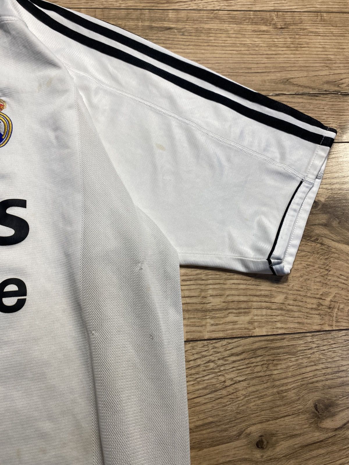 Adidas Adidas Real Madrid 2003-2004 Home Jersey #23 BECKHAM Size L Size US L / EU 52-54 / 3 - 3 Thumbnail