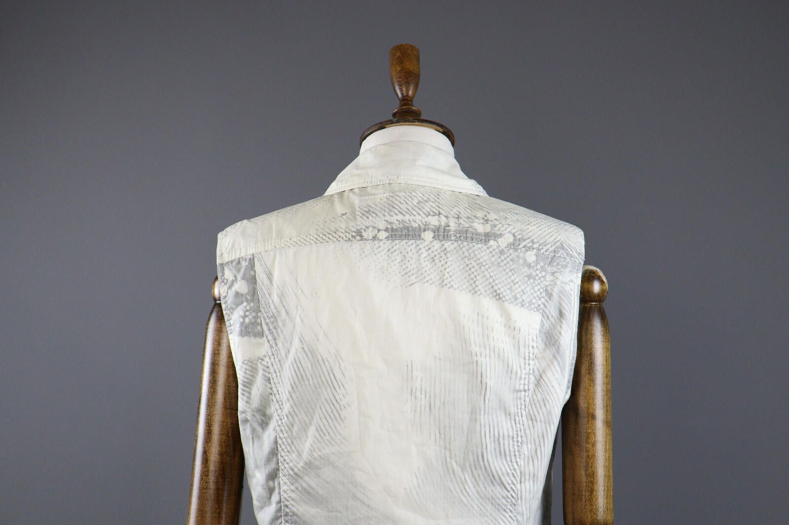 Designer Marc Cain Sleeveless Buttton Down Blouse Shirt Size 4 Size S / US 4 / IT 40 - 6 Thumbnail