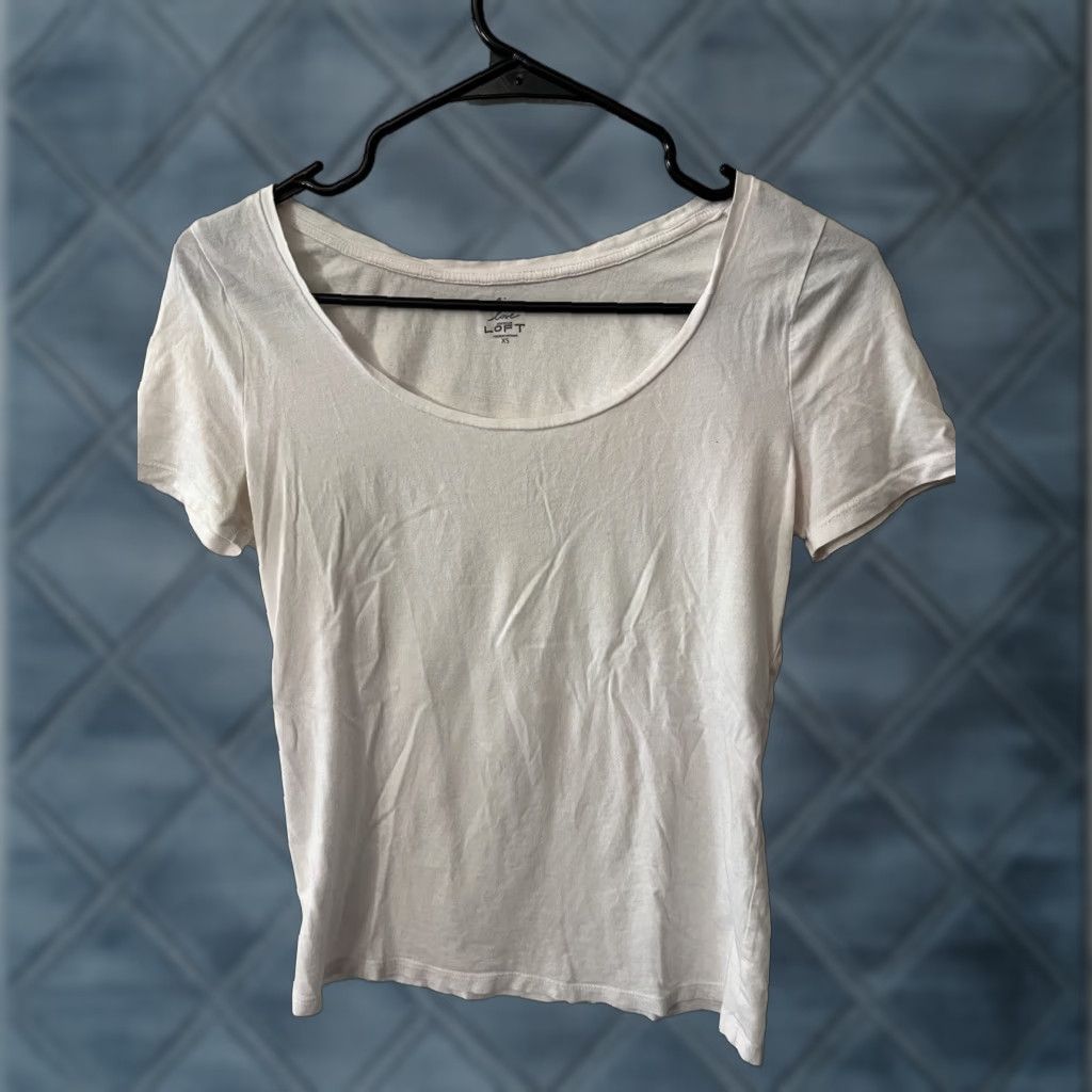 Loft Live Love Loft Women’s XS White Top Short Sleeve Pullover Casual Shirt, Cotton, Round Neck, Solid, Regular, Fall Spring Summer, Womens XS Size XS / US 0-2 / IT 36-38 - 1 Thumbnail