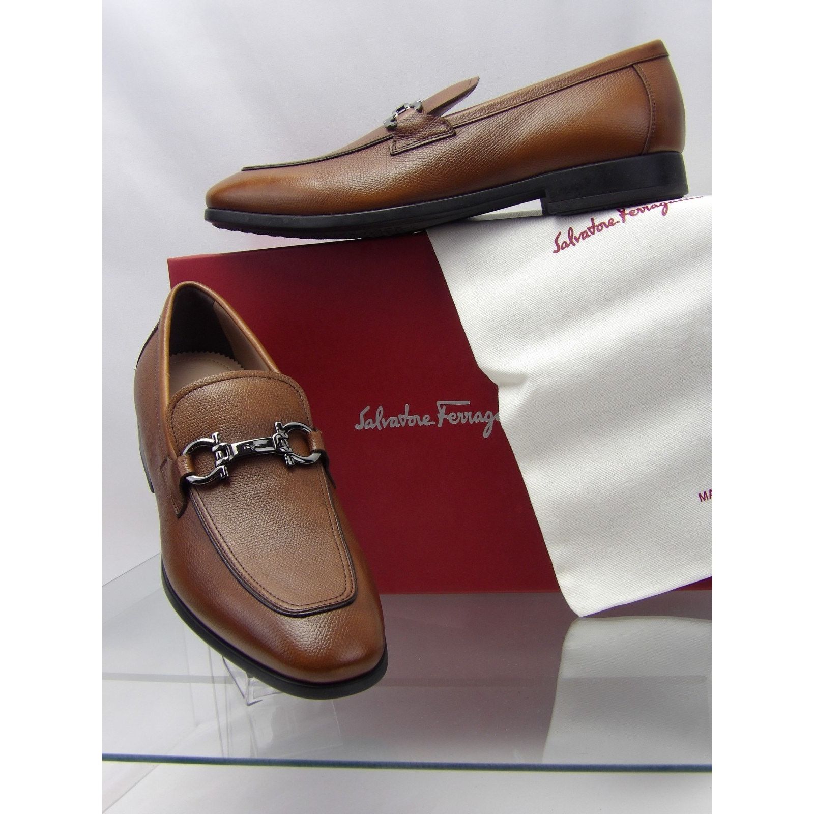NIB FERRAGAMO BURGUNDY LEATHER DESMOND GANCINI BIT LOGO LOAFERS 11.5 EE ITALY Salvatore Ferragamo FERRAGAMO BURGUNDY LEATHER DESMOND  main image 4