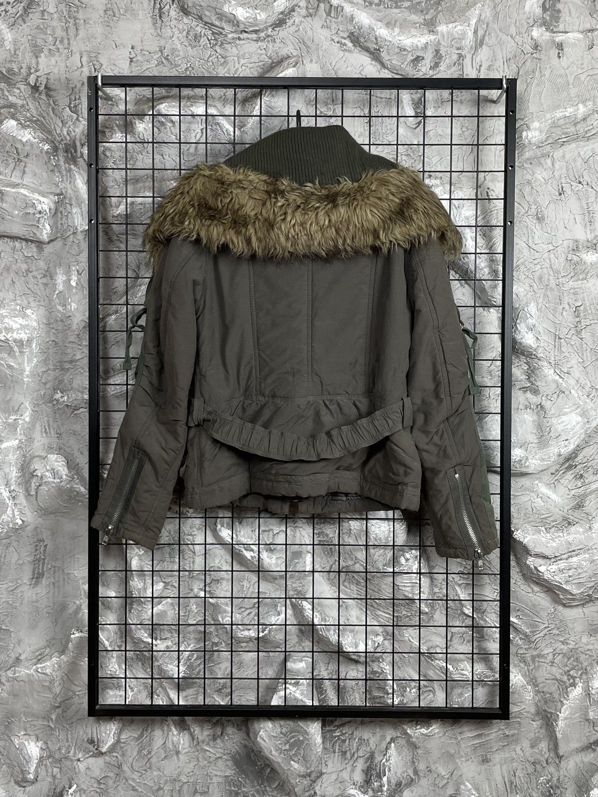Junya Watanabe VNTG Y2K Fur Bandage Jacket DG LGB GOA Archive Japanese Vibe Size US S / EU 44-46 / 1 - 3 Thumbnail
