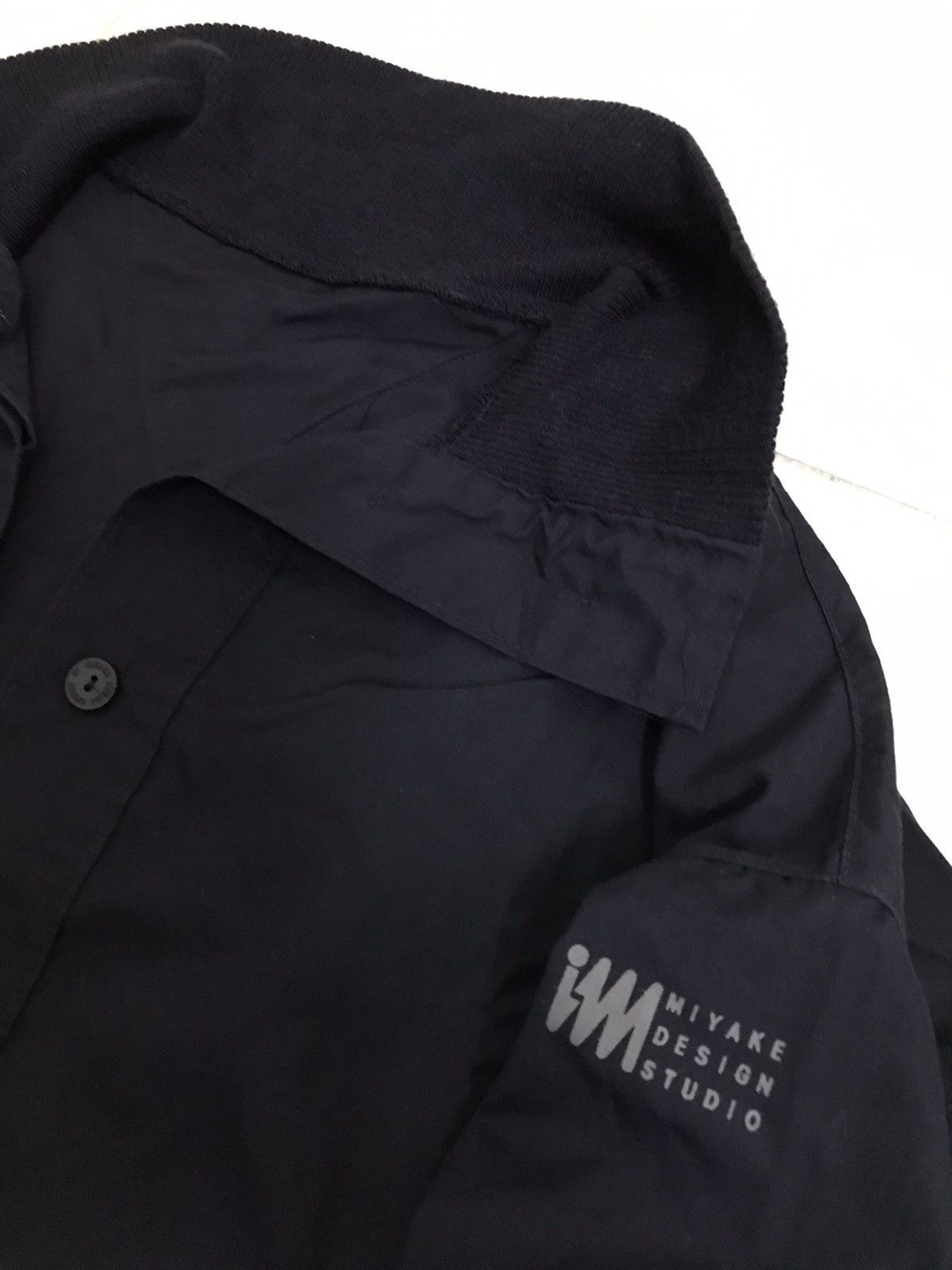 Issey Miyake × Japanese Brand × Vintage Issey Miyake Long Light Jacket Size US M / EU 48-50 / 2 - 8 Thumbnail