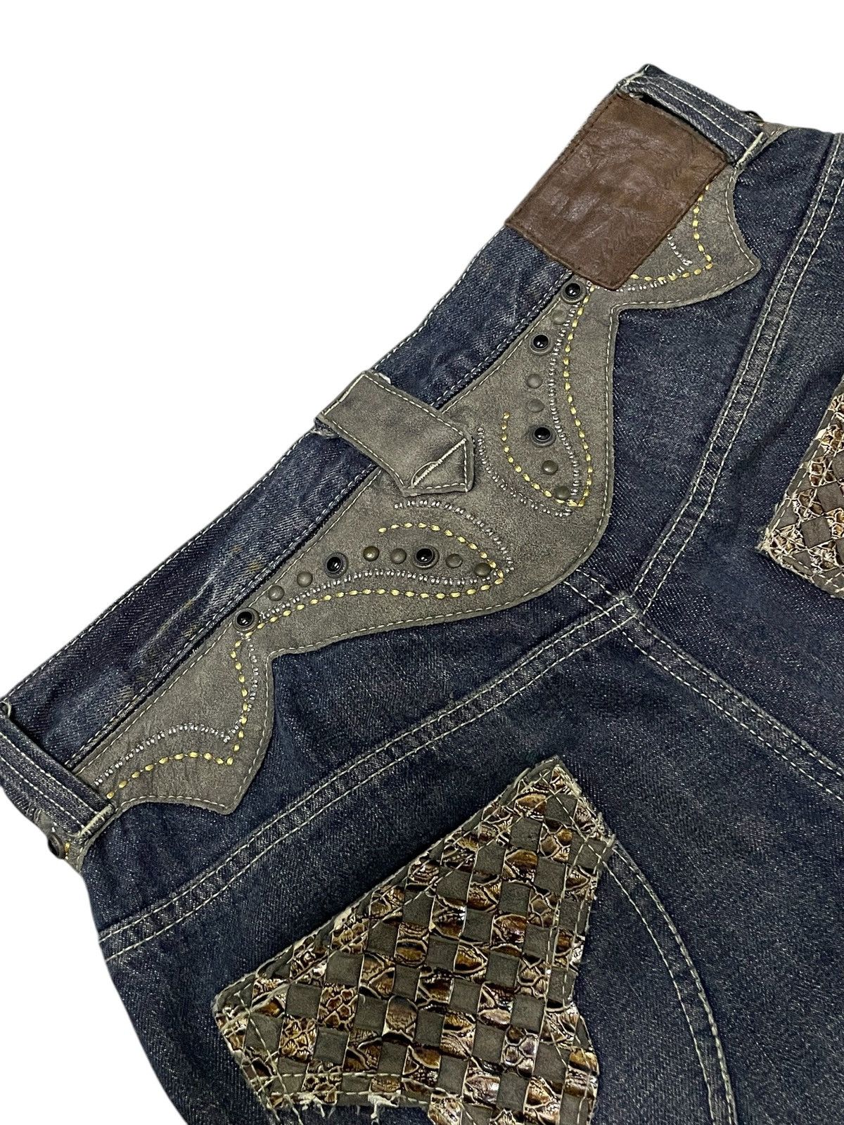 Japanese Brand × Tornado Mart Beach Sound Japan Studded Gems Leather Snake Trimmed Jeans Size US 30 / EU 46 - 17 Thumbnail
