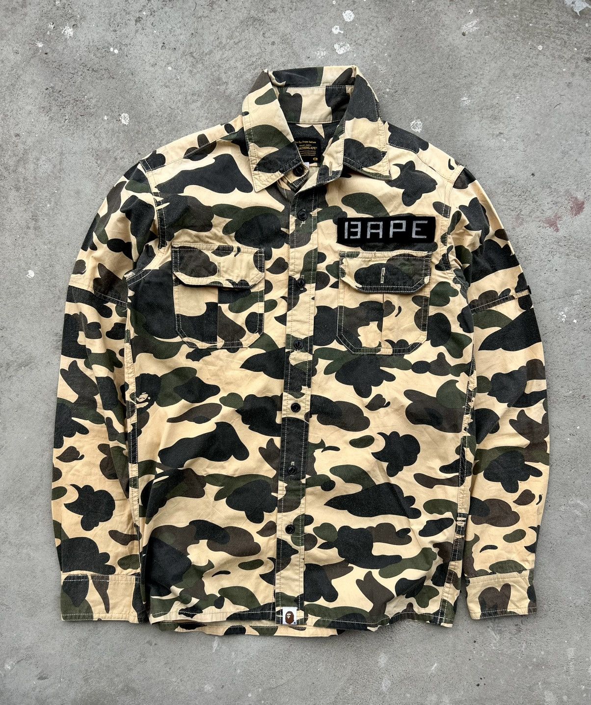 Bape CRAZY RARE BAPE NIGO 1ST CAMO SHIRT Size US S / EU 44-46 / 1 - 1 Thumbnail