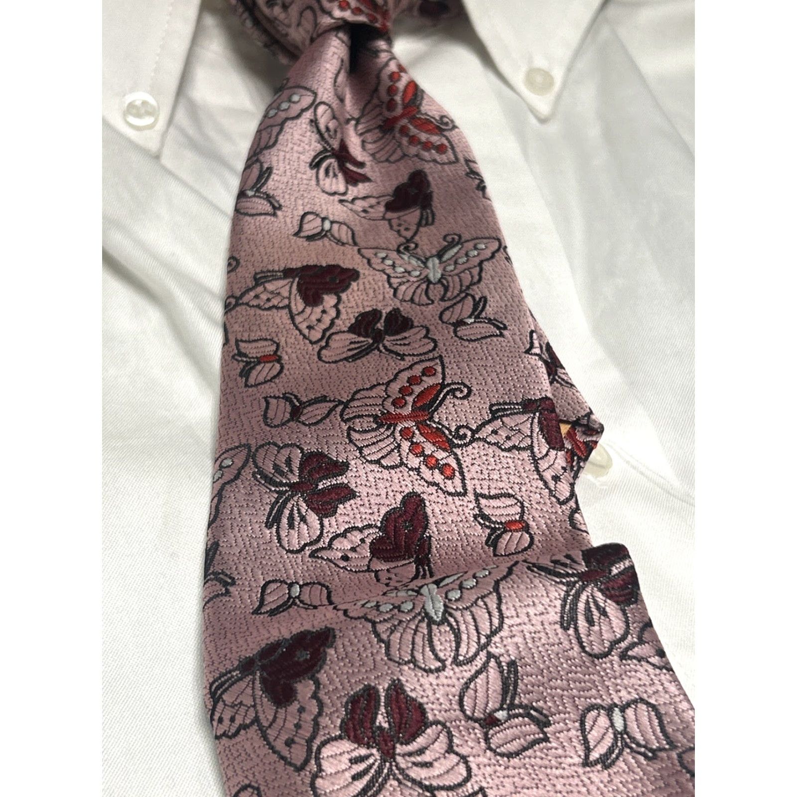 Prince VINTAGE Golden Clasp Neck Tie by Prince Consort 4x53 Polyester Pink Burgundy EUC Men Framework 1980s Size ONE SIZE - 4 Thumbnail