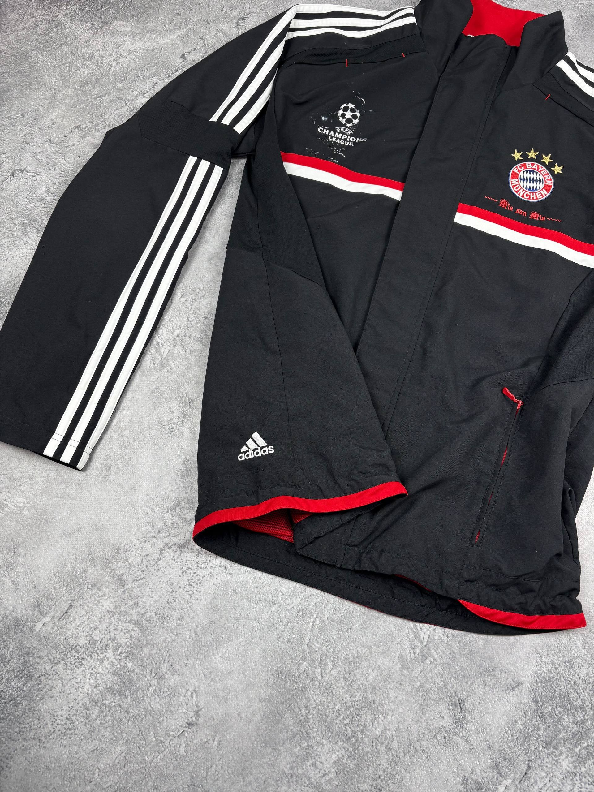 Adidas FC Bayern Munich Presantation football Adidas Jacket Soccer Size US M / EU 48-50 / 2 - 3 Thumbnail