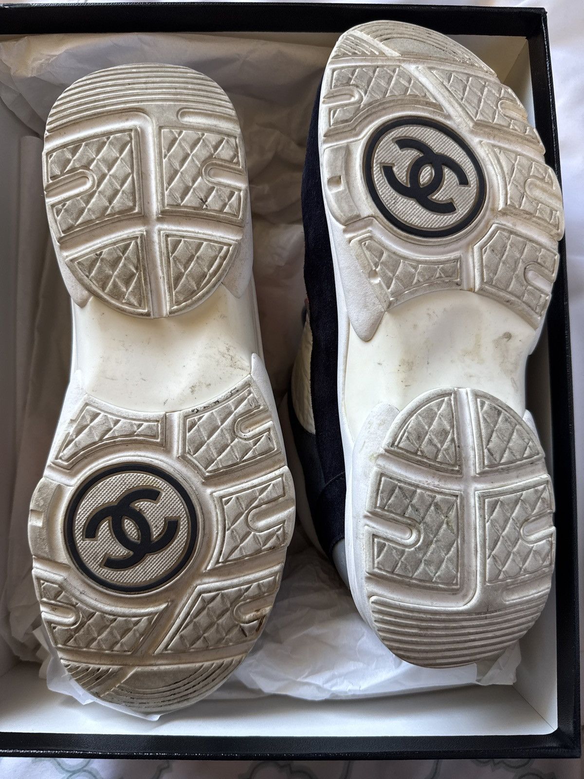 Chanel Dk navy/ white Size US 8 / IT 38 - 3 Thumbnail