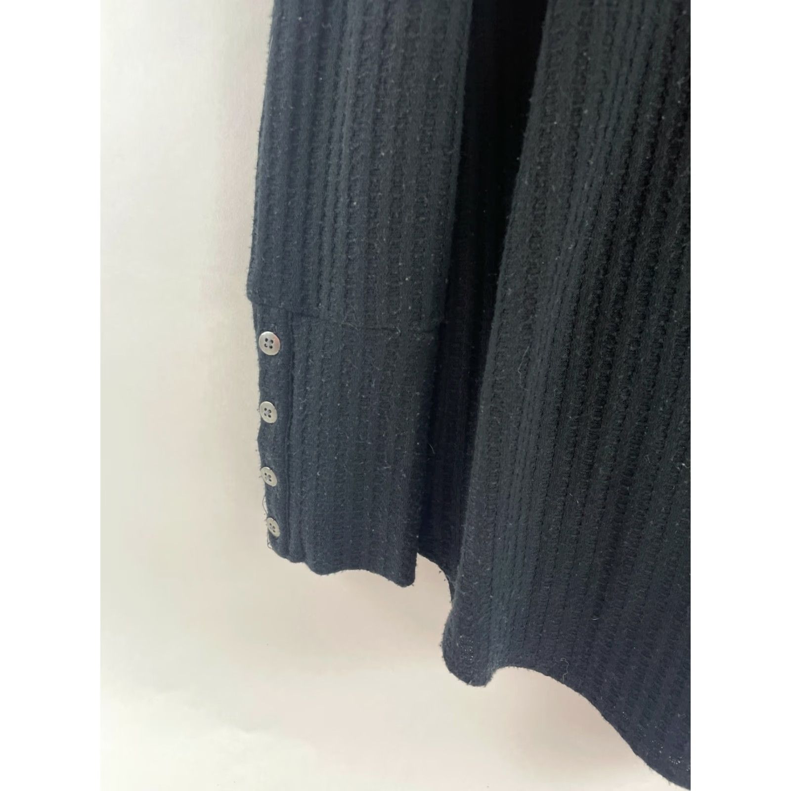 Vintage CHA SOR Sweater Women's Size Medium Black Boat Neck Pullover Long Sleeve Buttons Size M / US 6-8 / IT 42-44 - 3 Thumbnail