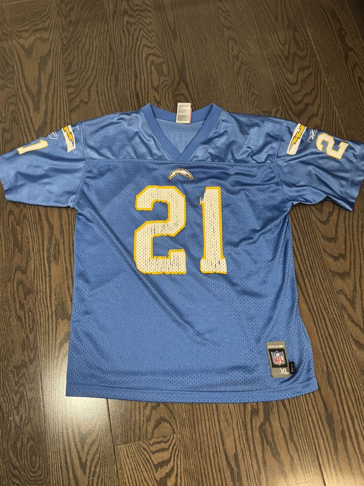 NFL VINTAGE LADAINIAN TOMLINSON CHARGERS JERSEY Size US S / EU 44-46 / 1 - 1 Thumbnail