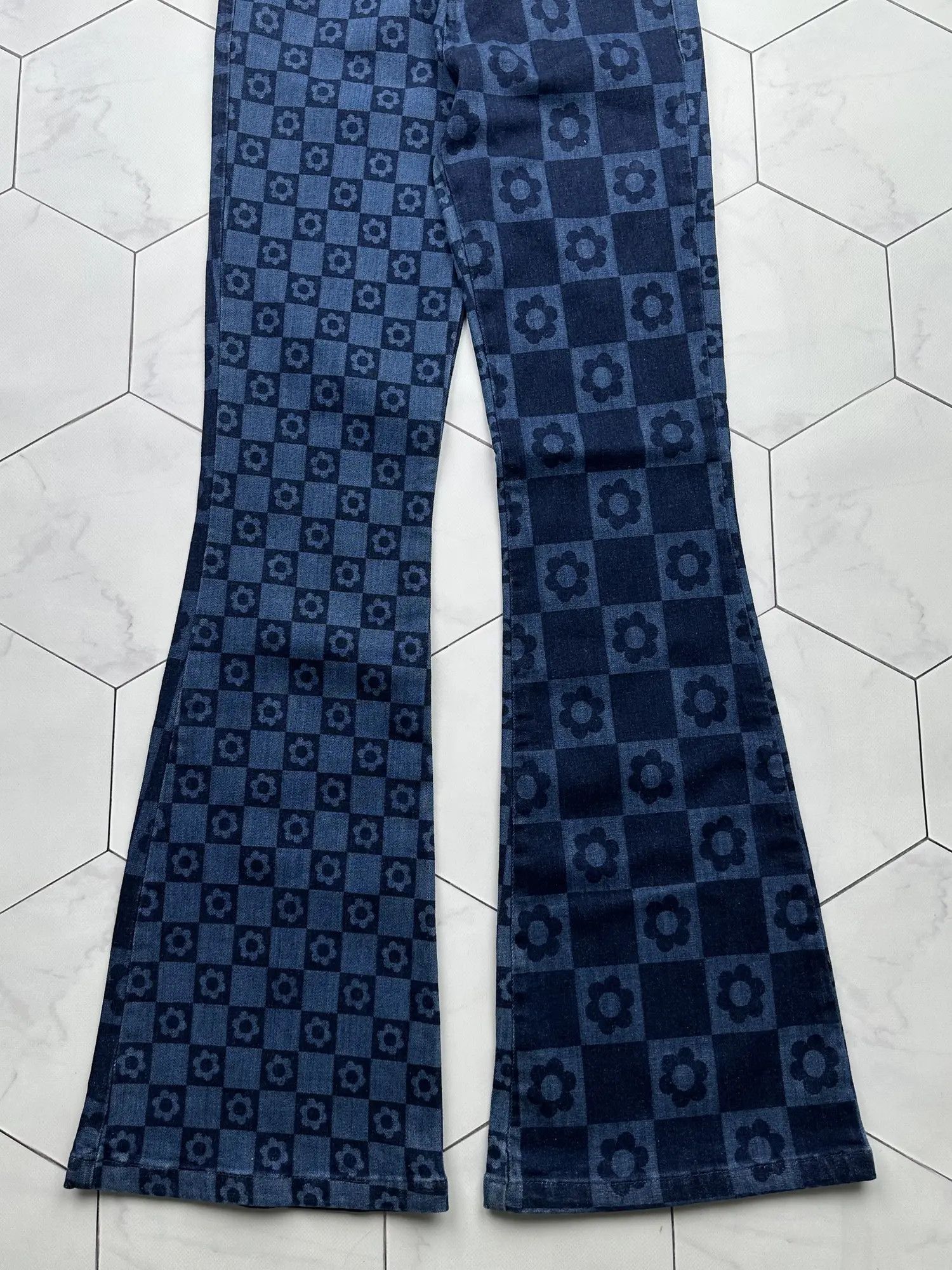 Jaded London Jaded London Printed Flare Jeans (B363) Size 24" / US 00 / IT 34 - 3 Thumbnail
