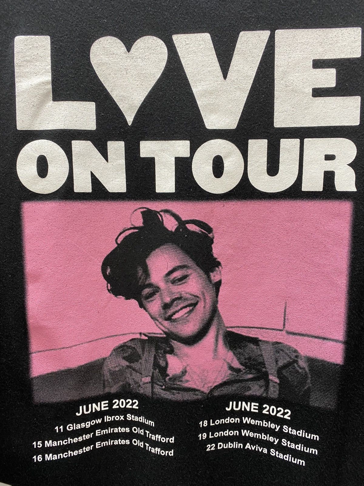 Band Tees Harry Styles Love on Tour 2022 T Shirt Size US XL / EU 56 / 4 - 16 Thumbnail