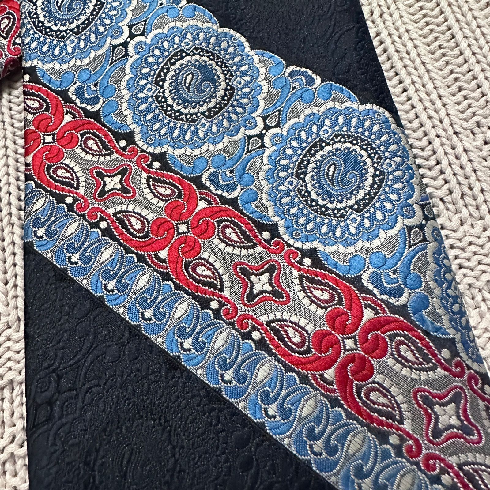 Vintage Vintage Gino Pompeii blue paisley black stripe Italian tie Size ONE SIZE - 2 Thumbnail